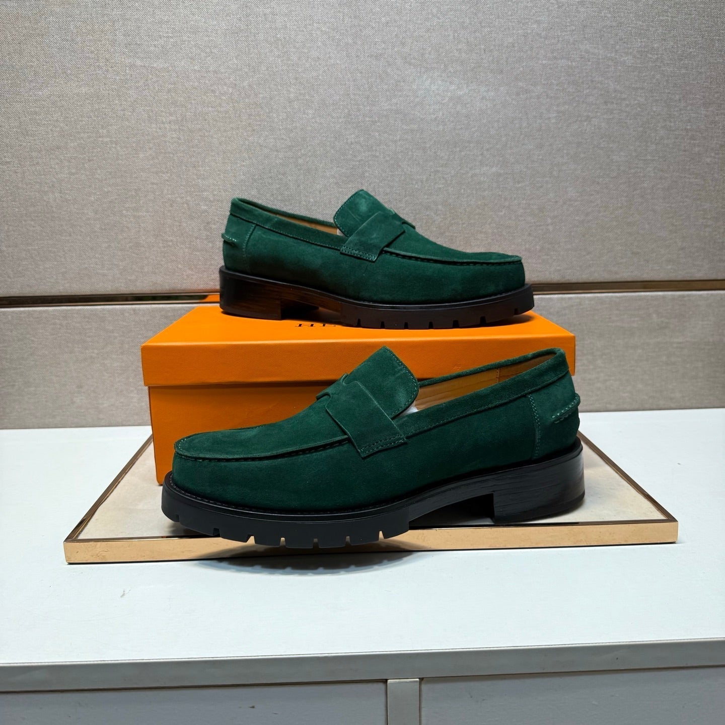 HM Men's 25 Klement Loafer Muted Green Suede 701602