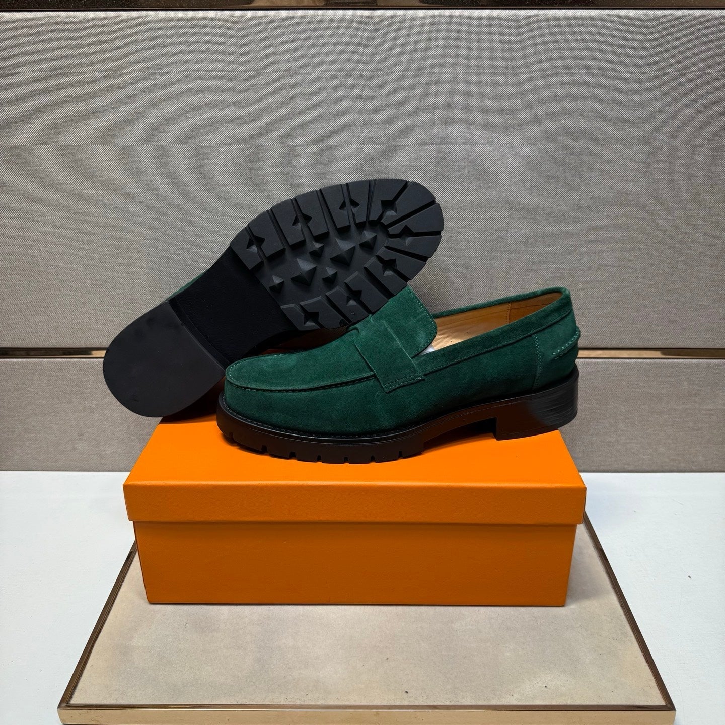 HM Men's 25 Klement Loafer Muted Green Suede 701602