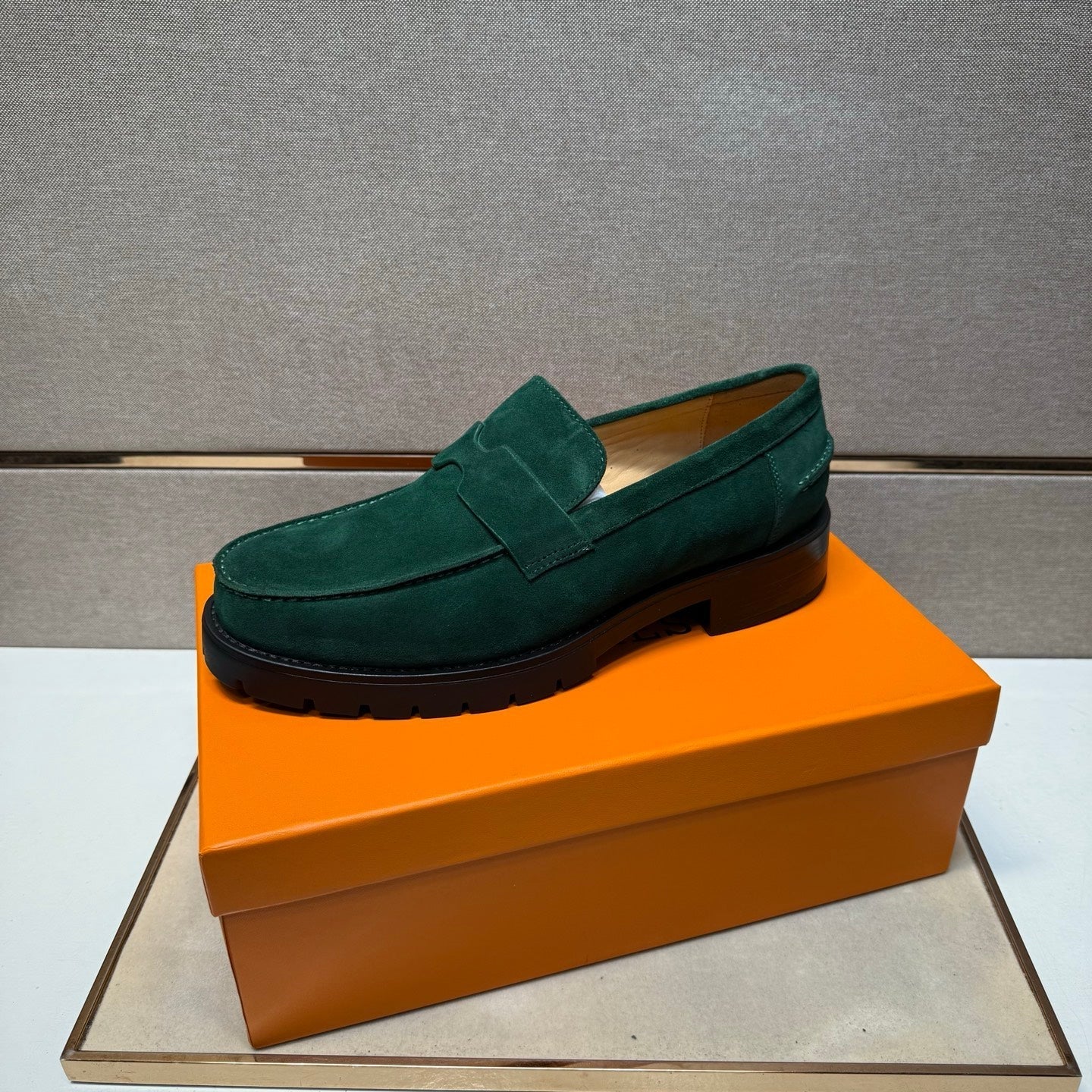 HM Men's 25 Klement Loafer Muted Green Suede 701602