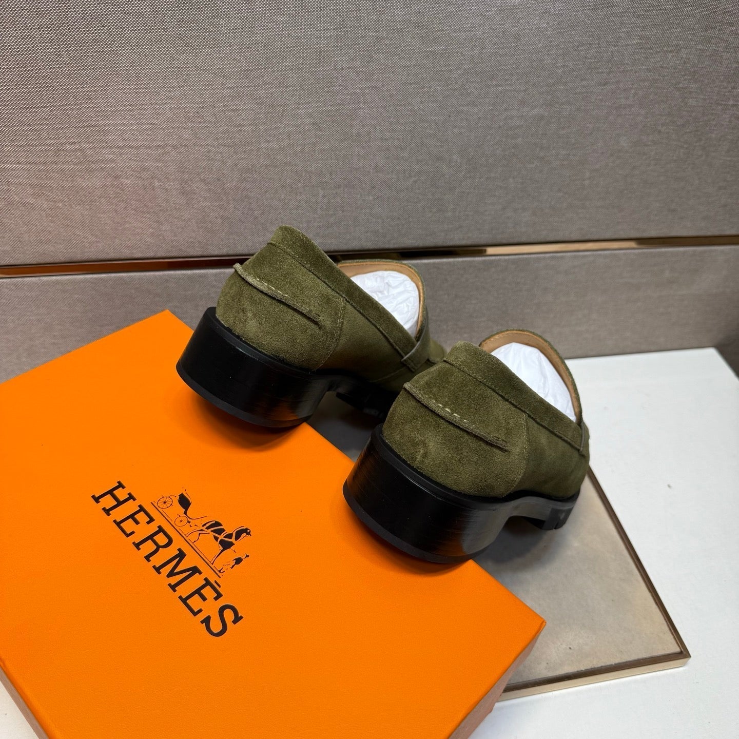 HM Men's 25 Klement Loafer Olive Green Suede 701604