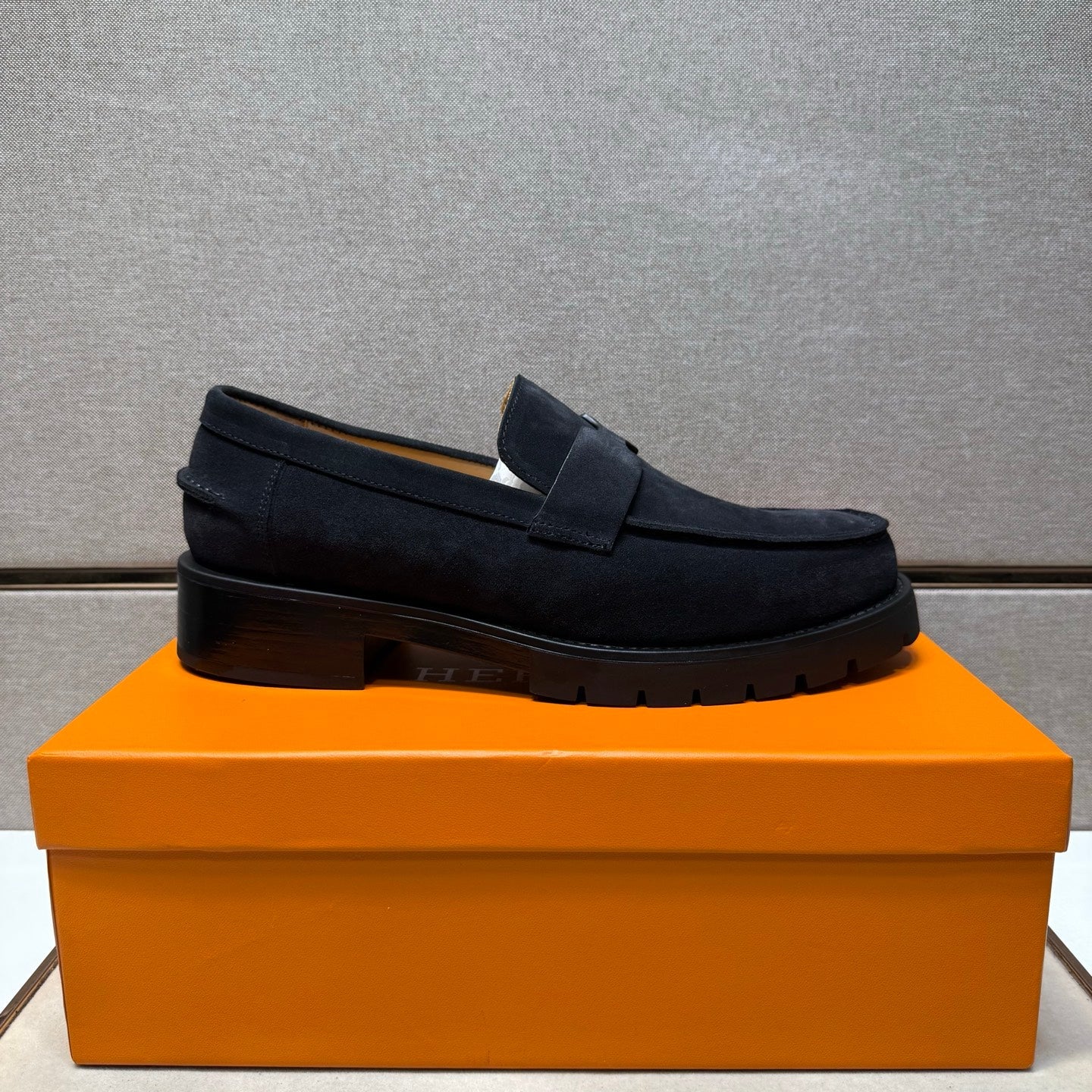 HM Men's 25 Klement Loafer Black Suede 701605