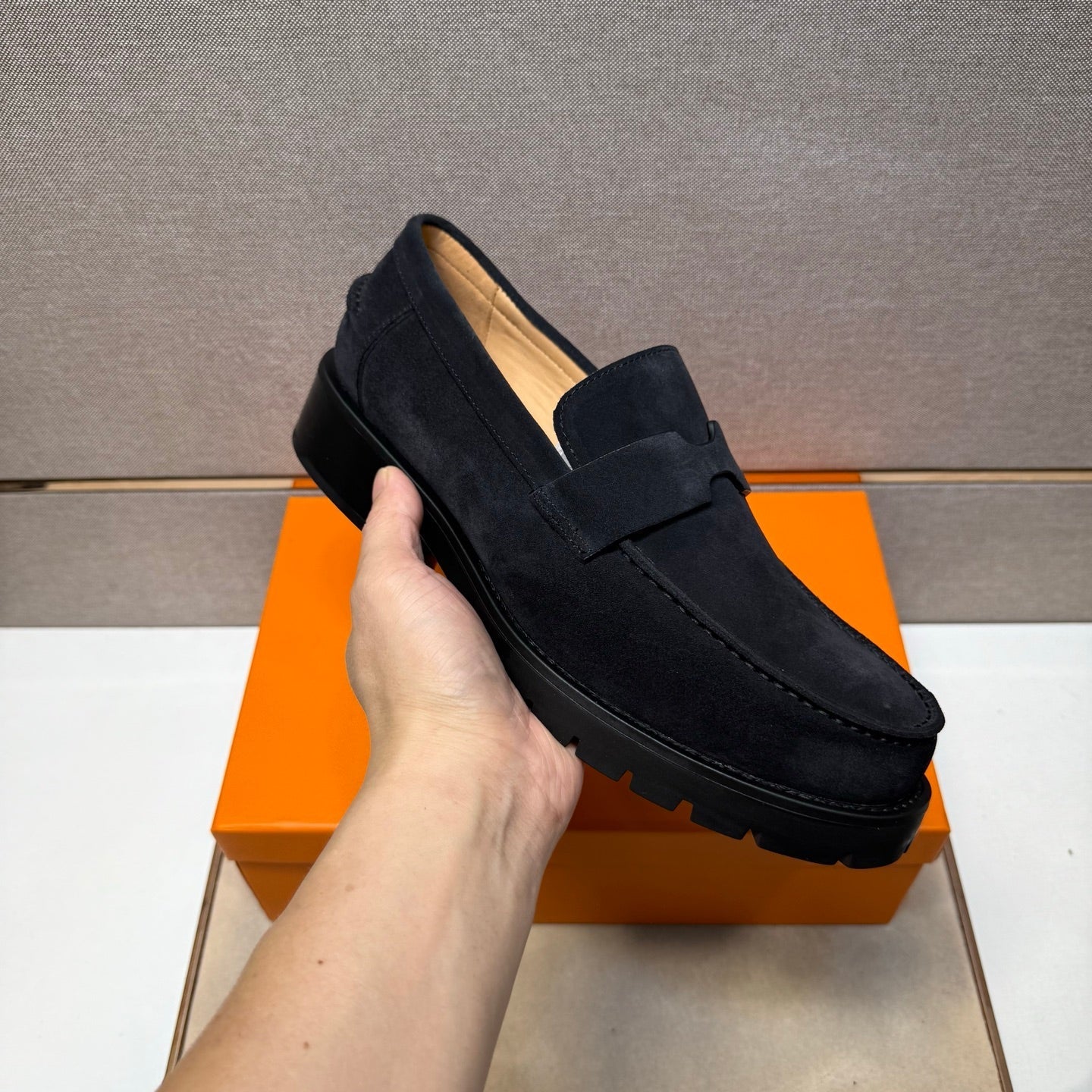 HM Men's 25 Klement Loafer Black Suede 701605