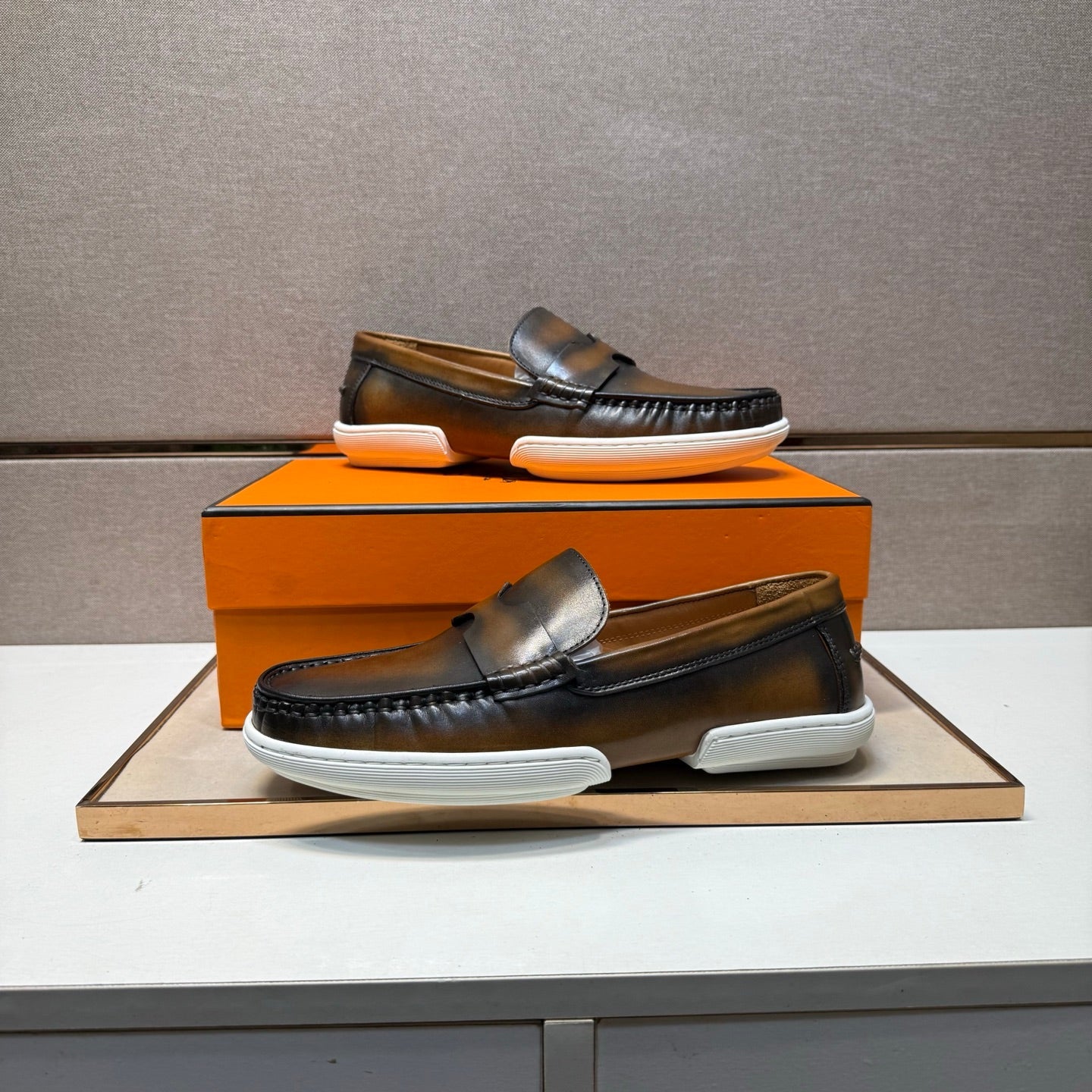 HM Men's 25 Loafer Chestnut Brown Cowhide 717694