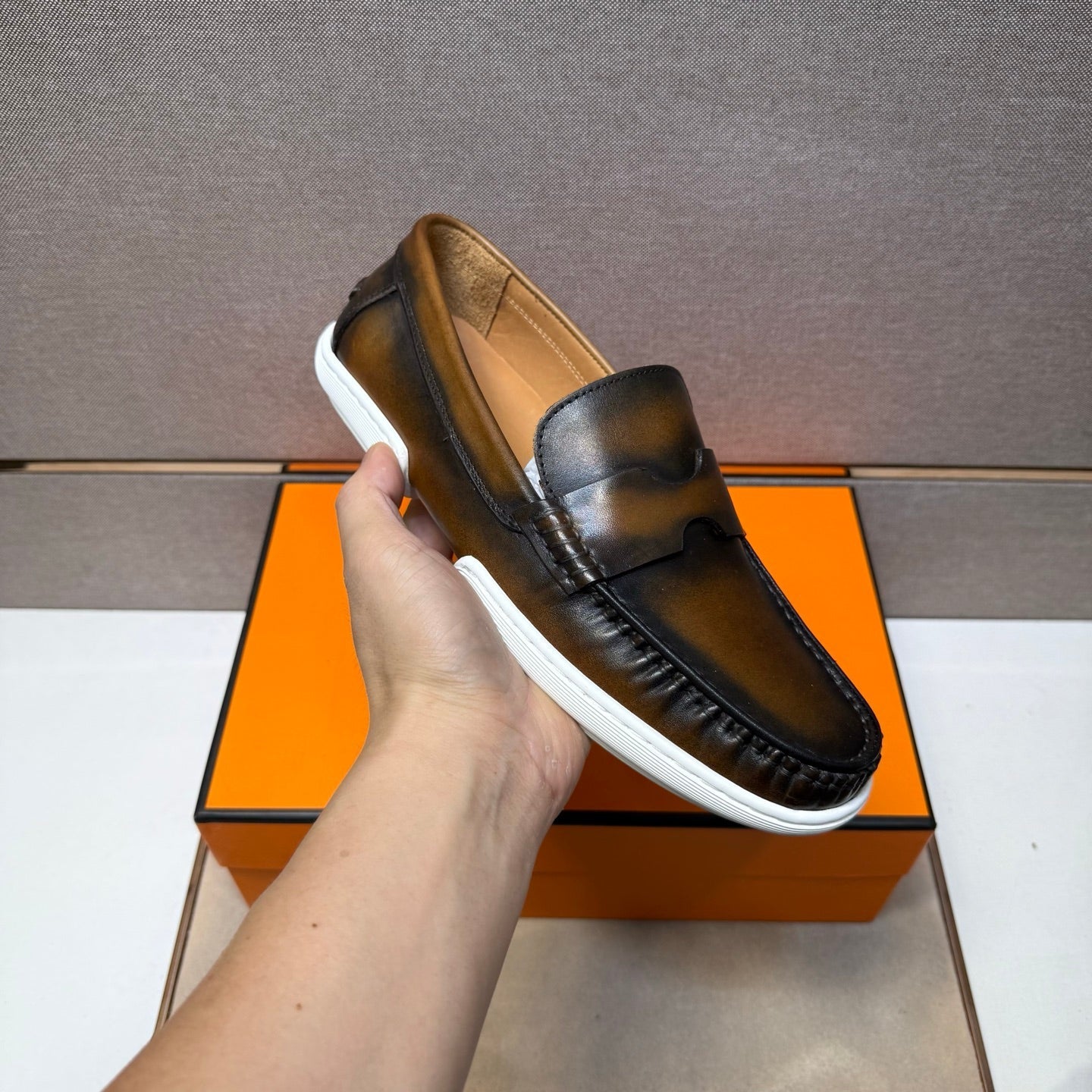 HM Men's 25 Loafer Chestnut Brown Cowhide 717694