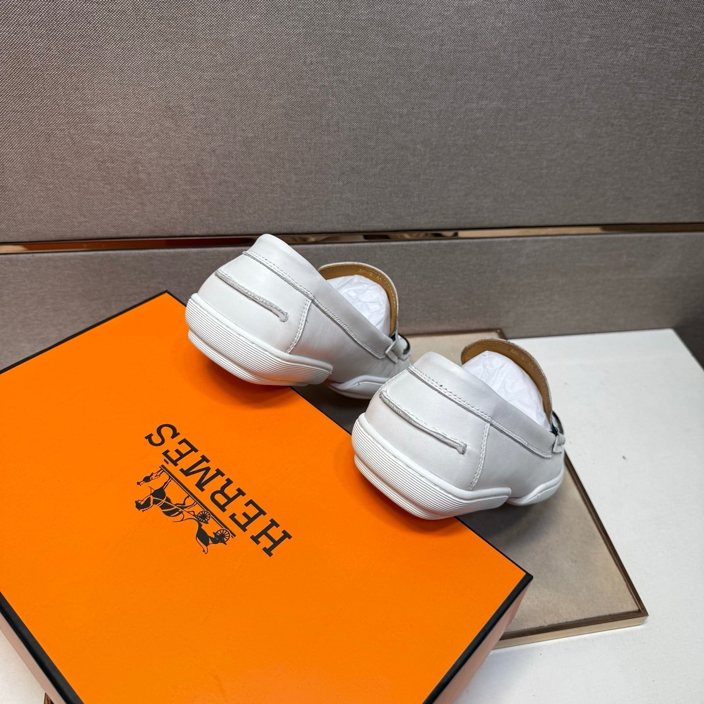 HM Men's 25 Loafer White Cowhide 717695