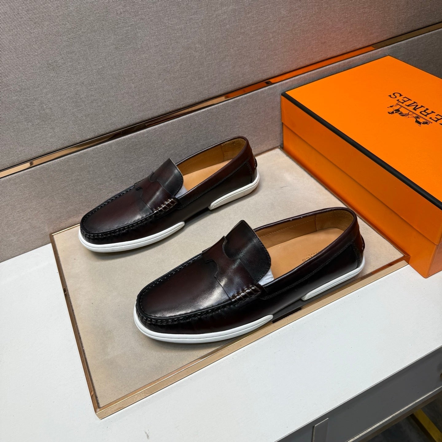 HM Men's 25 Loafer Dark Brown Cowhide 717696