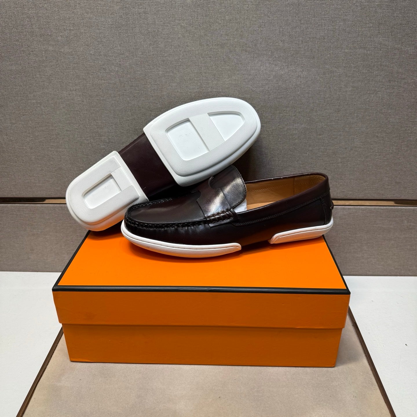 HM Men's 25 Loafer Dark Brown Cowhide 717696