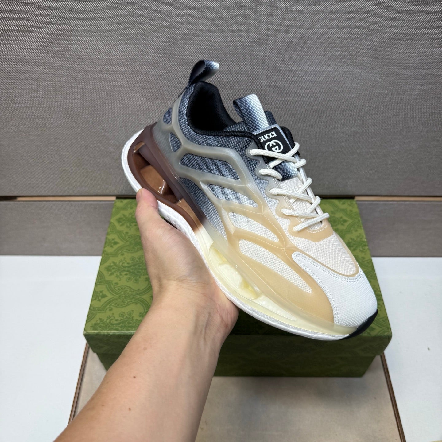 GG Men's 25 Sneaker Black Mix White Mesh 743033