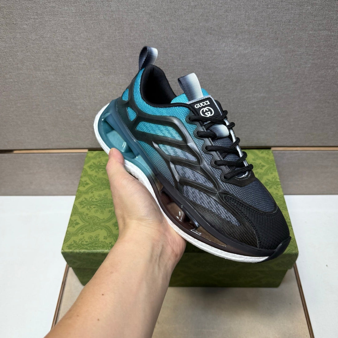 GG Men's 25 Sneaker Black Blue Mesh 743035