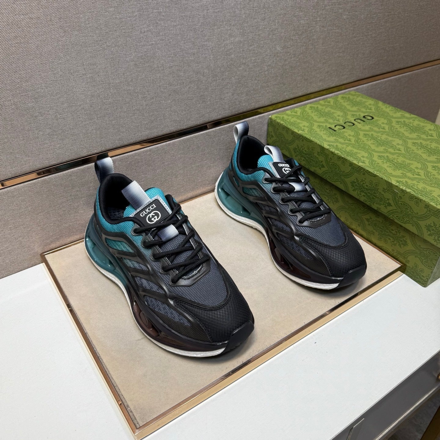 GG Men's 25 Sneaker Black Blue Mesh 743035