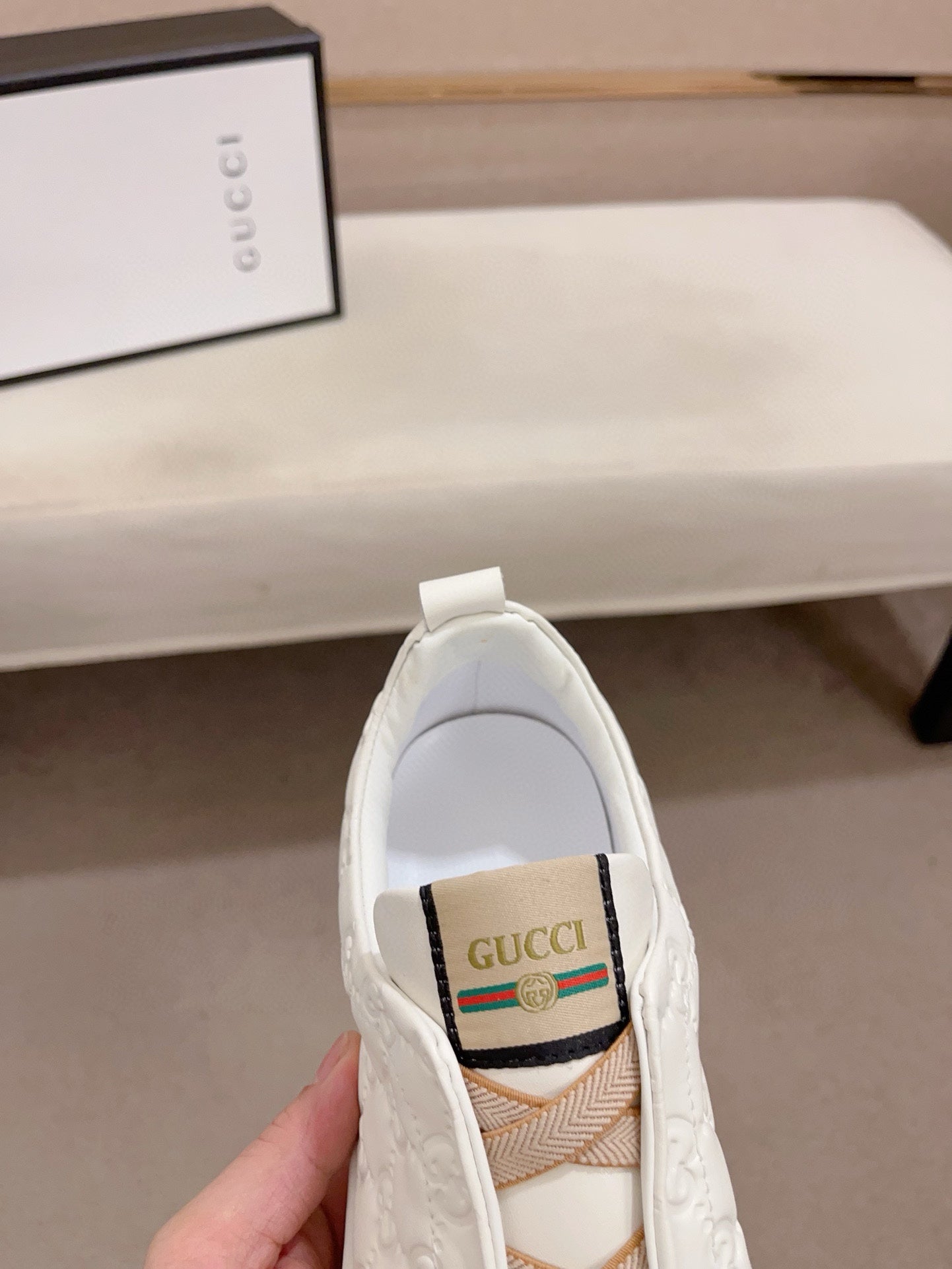 GG Men's Sneaker White Sheepskin 448472