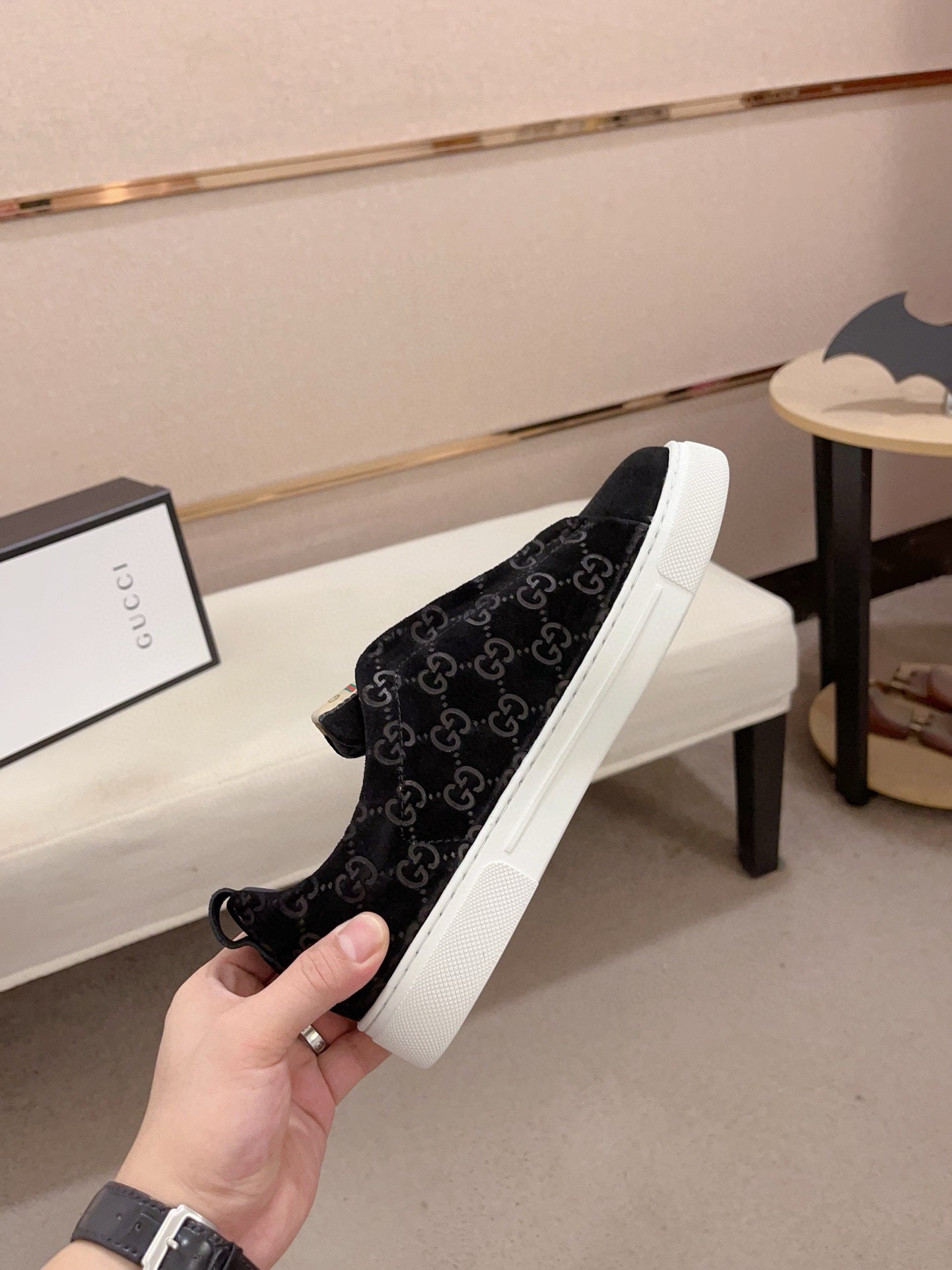 GG Men's Sneaker Black Suede 448475