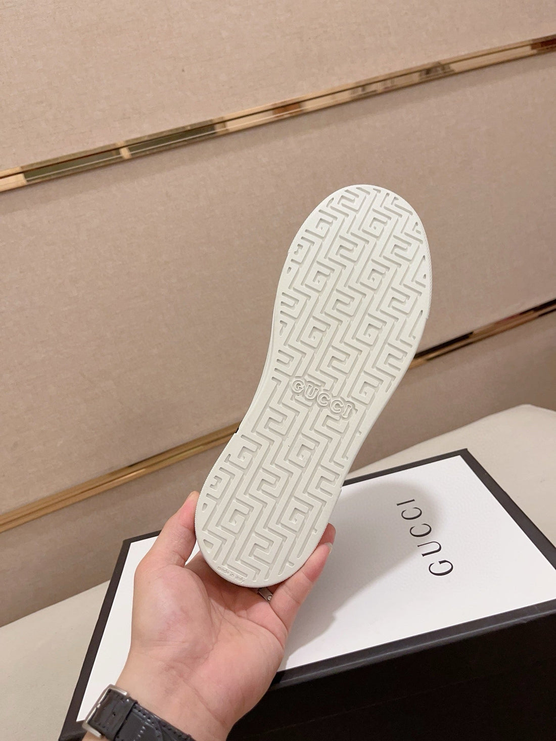 GG Men's Sneaker Black Suede 448475