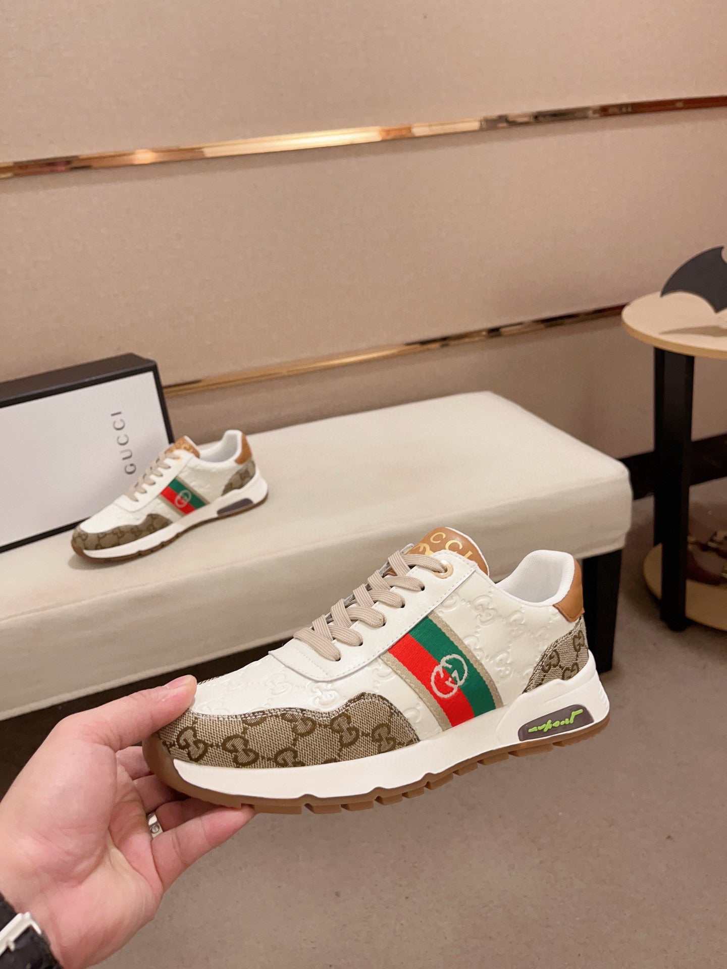 GG Men's Sneaker White Brown Sheepskin Fabric 529028