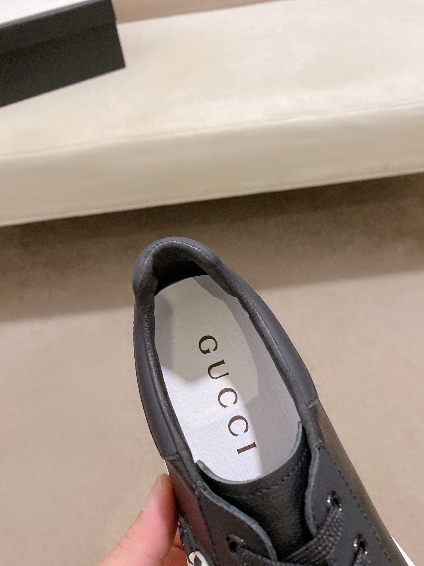 GG Men's Sneaker Black Cowhide 533953