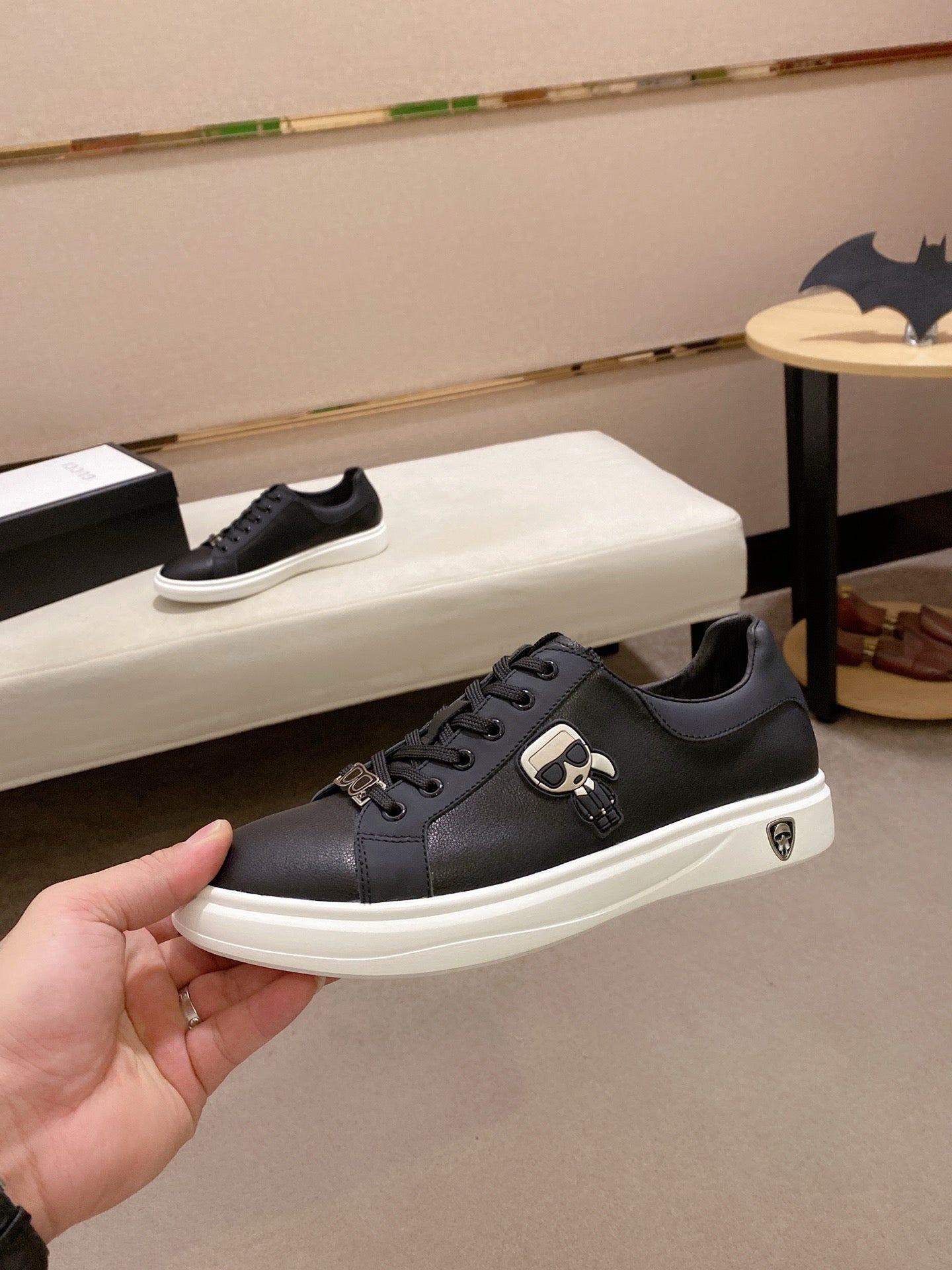 GG Men's Sneaker Black Cowhide 533953