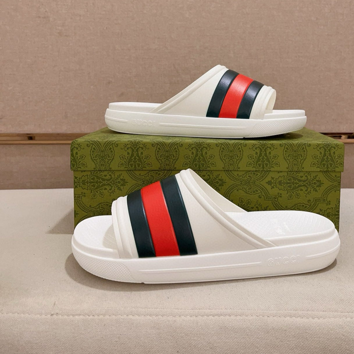 GG Men's Web Slide Cowhide 556161