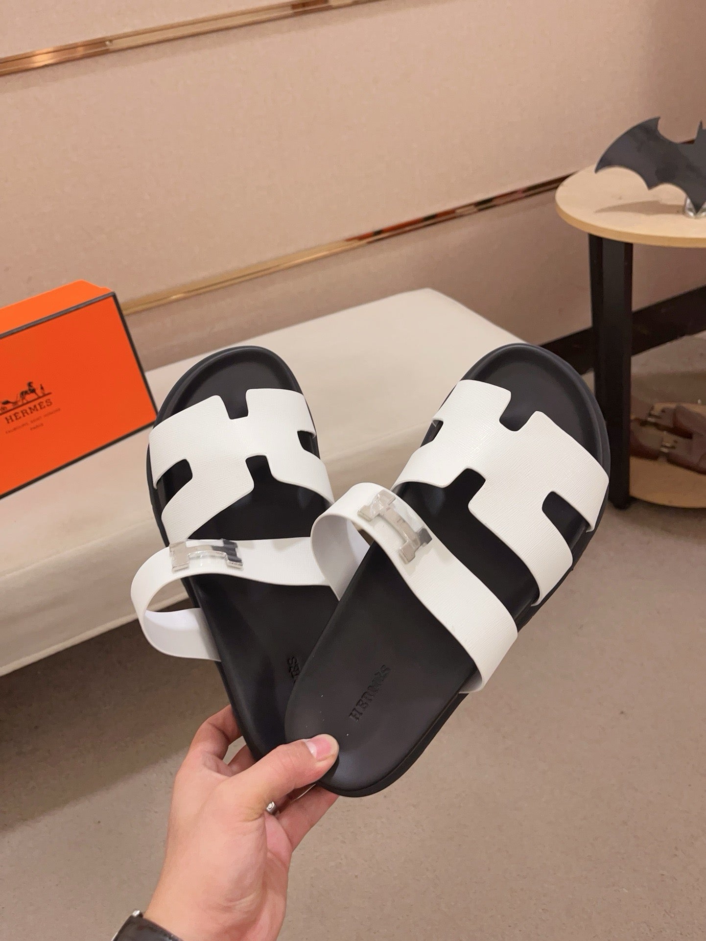 HM Men's Chypre Sandals White Cowhide 564390