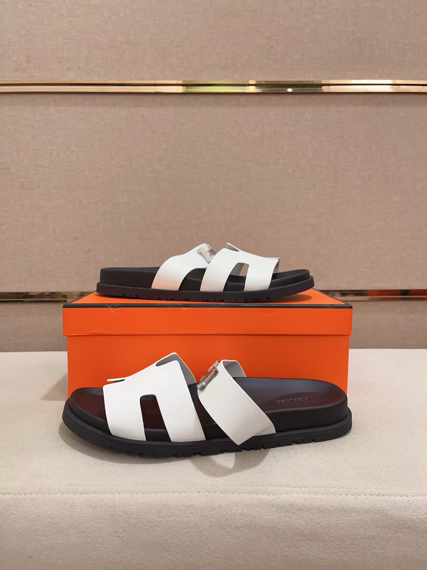 HM Men's Chypre Sandals White Cowhide 564390