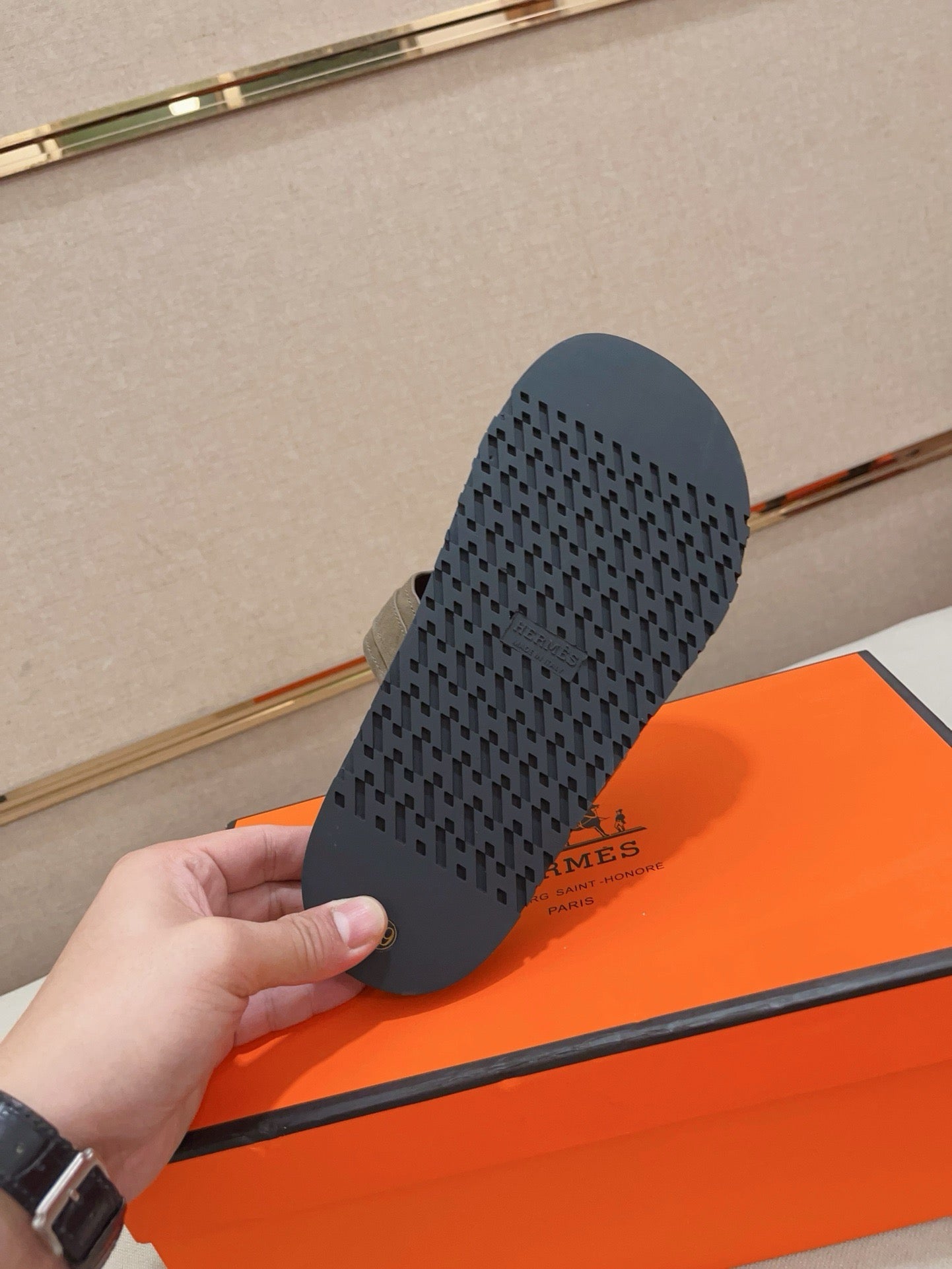 HM Men's Thong Sandals Brown Suede 564393