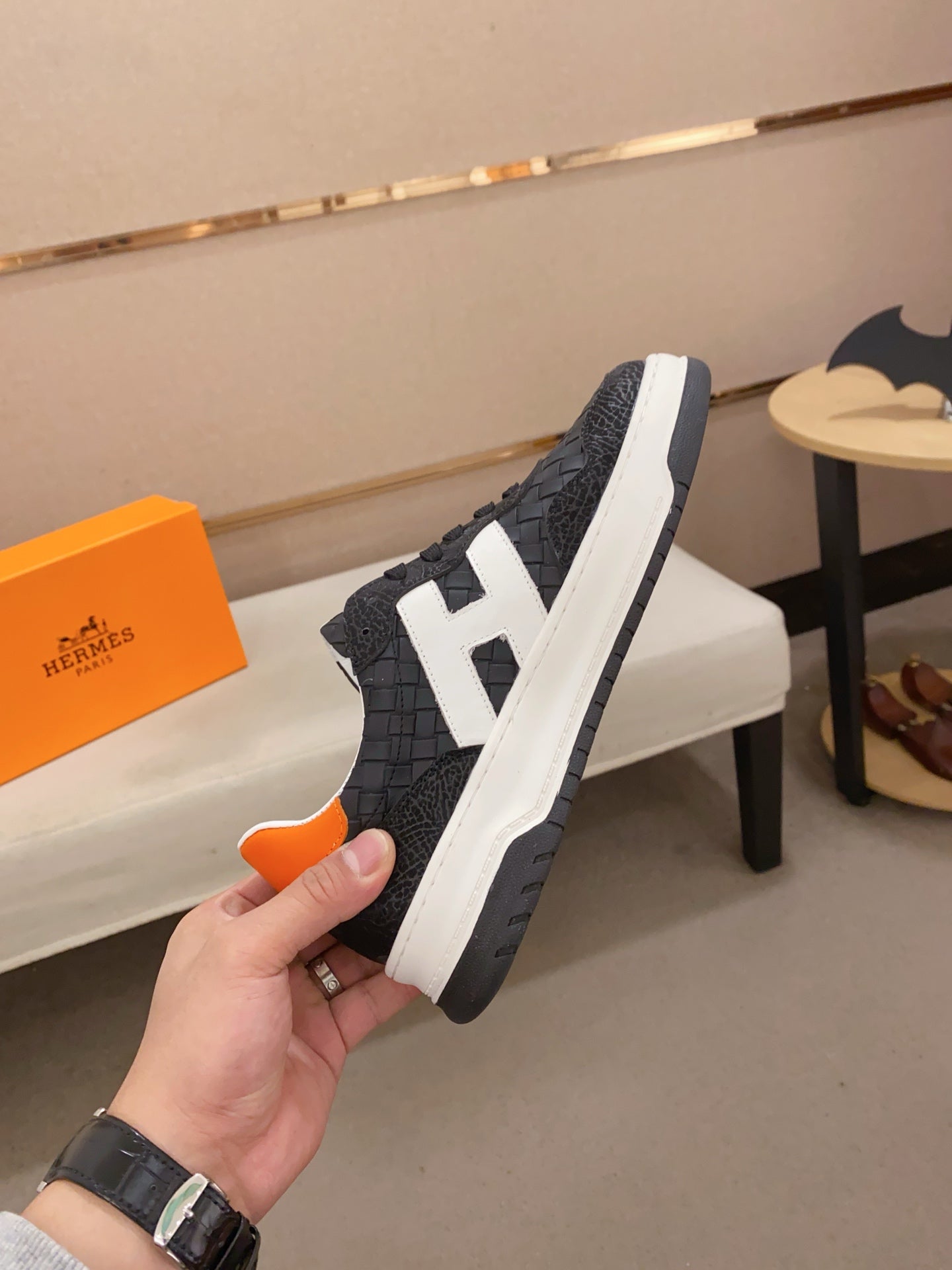 HM Men's Sneaker Black Sheepskin 566255