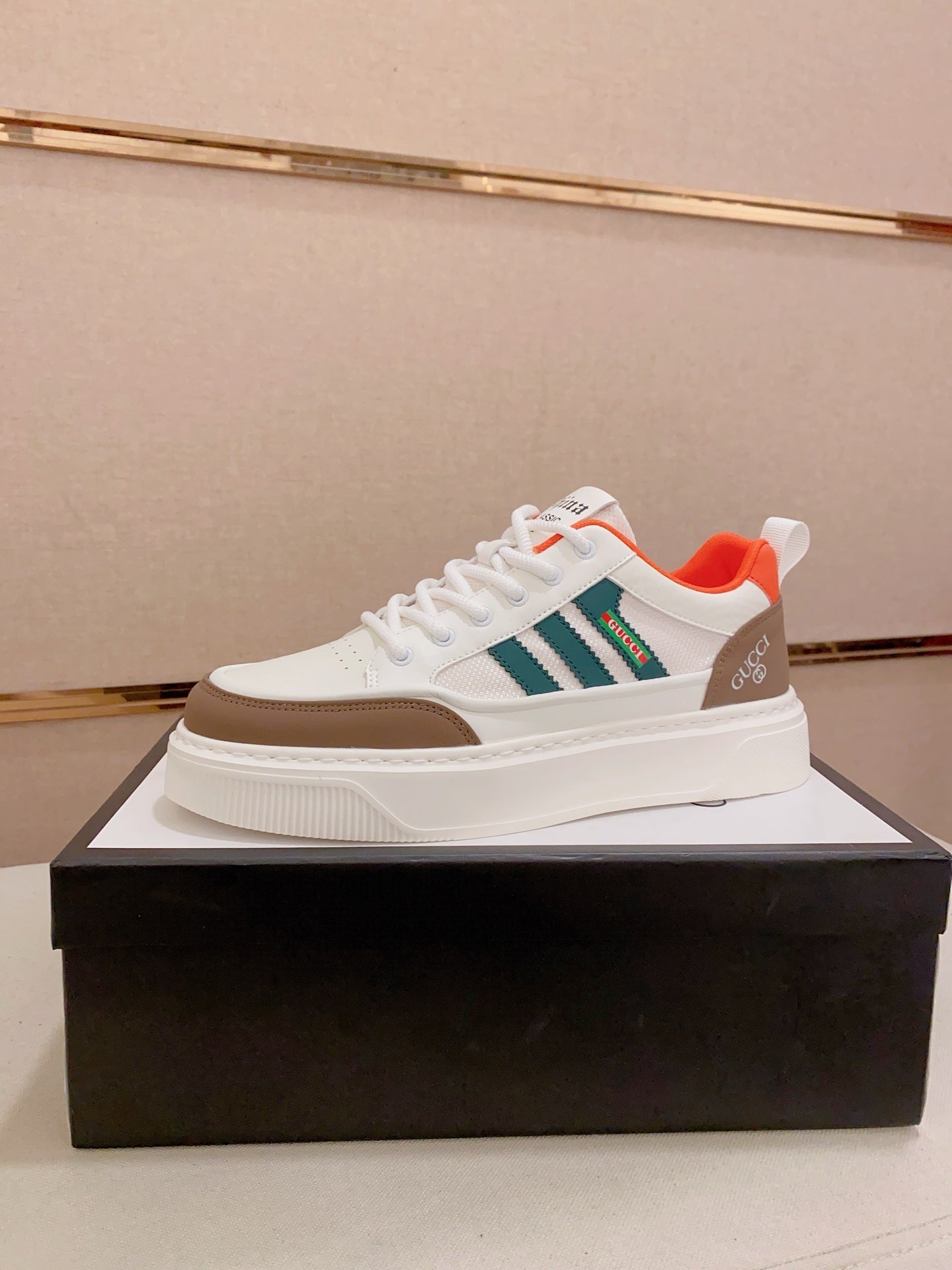 GG Men's Sneaker White Brown Cowhide 573328