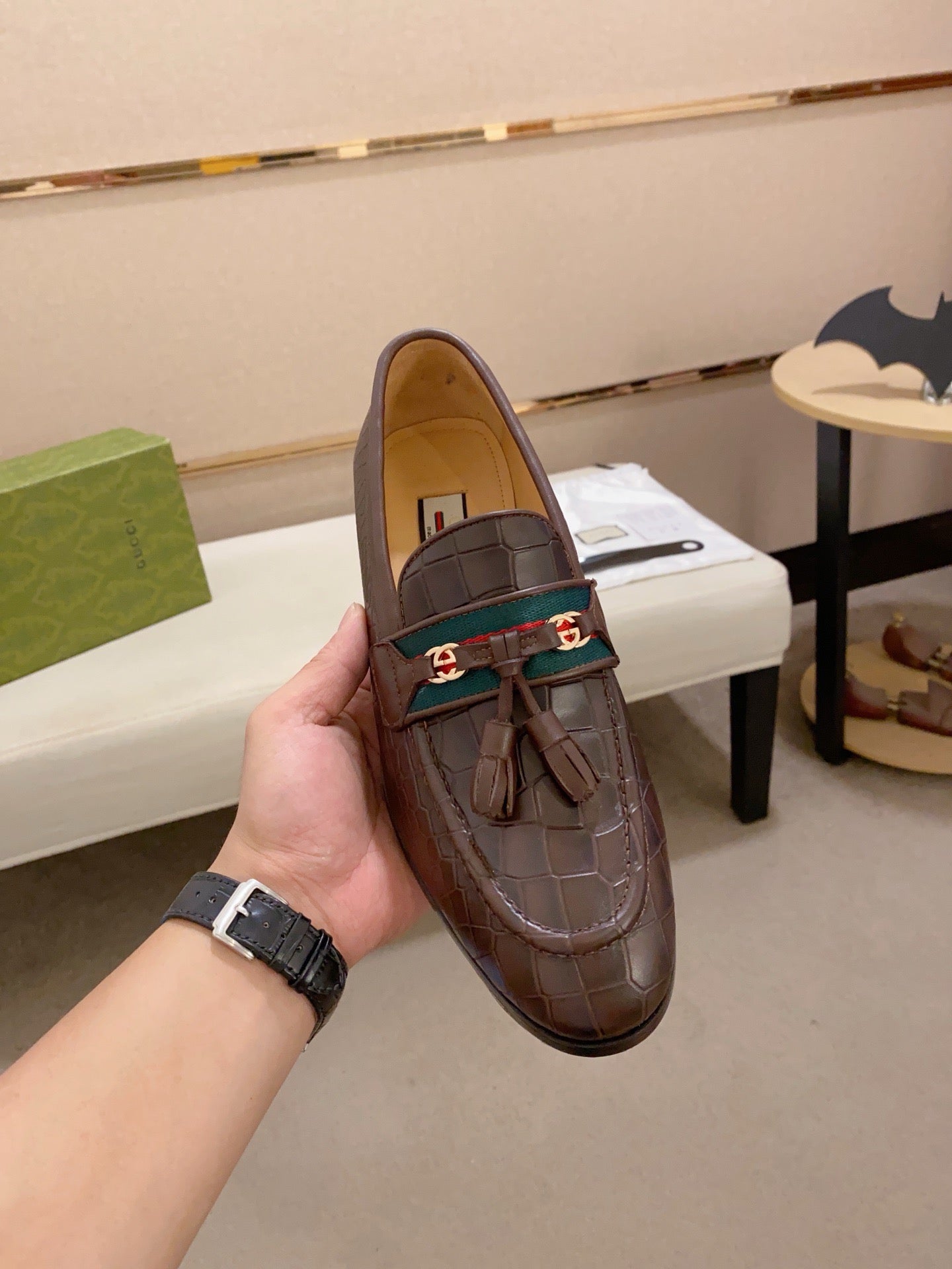 GG Men's Tassel Loafer Brown Embossed Cowhide 573362