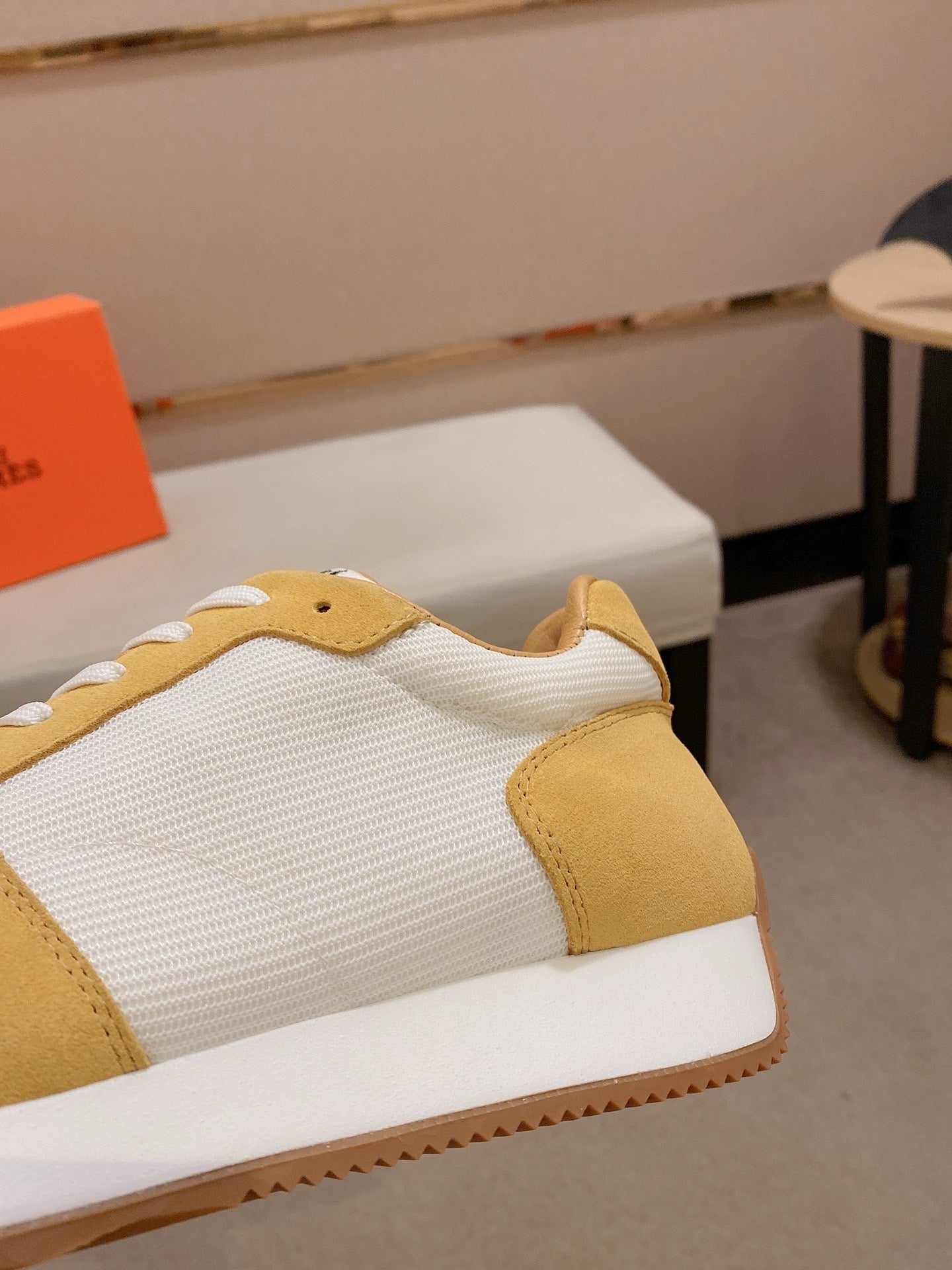 HM Men's Escape Sneaker Amber Suede 583102