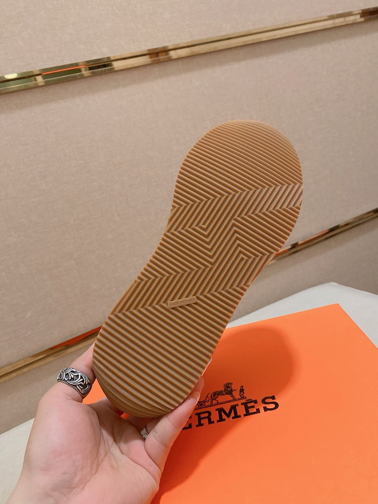 HM Men's Escape Sneaker Amber Suede 583102