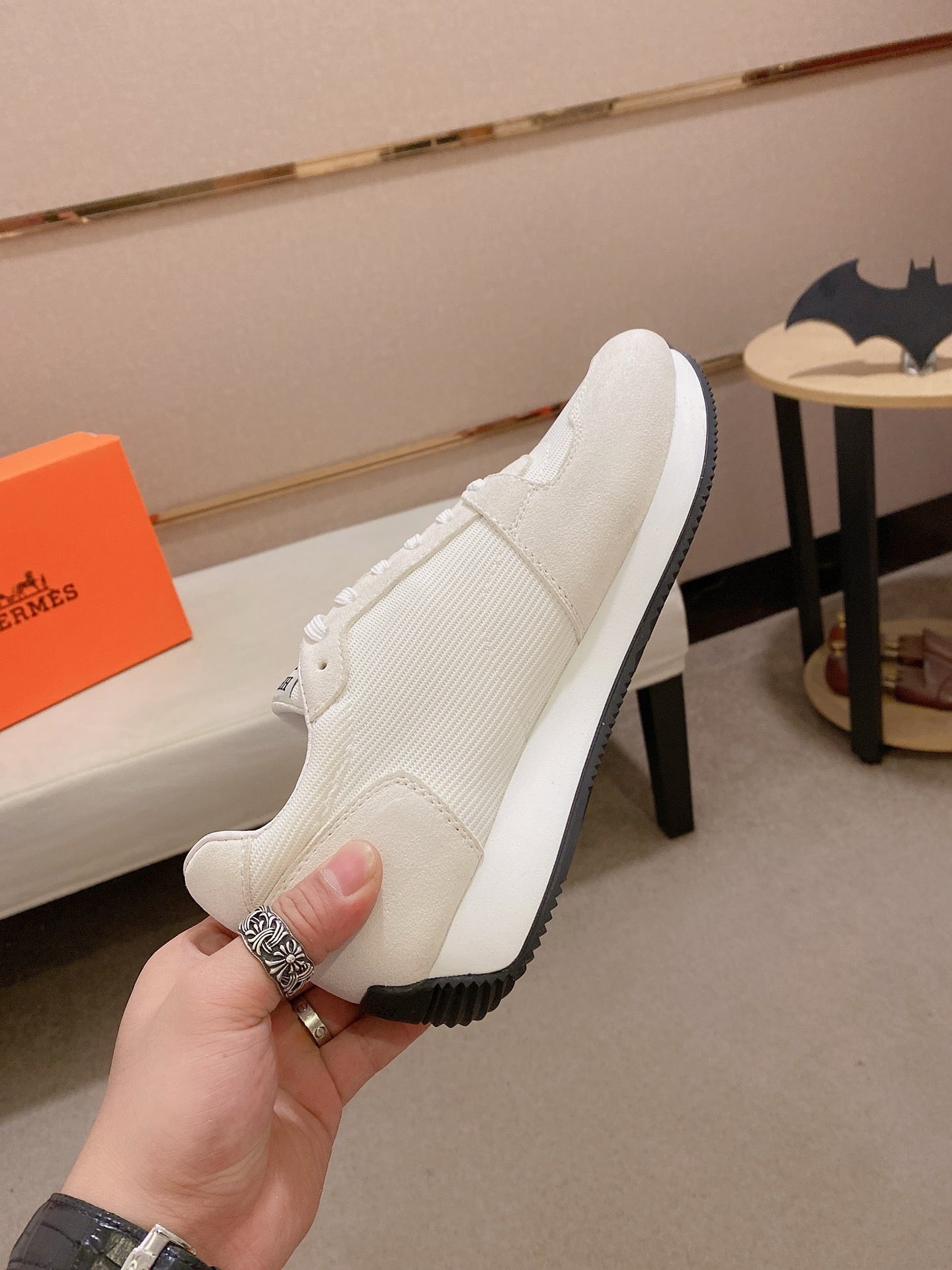 HM Men's Escape Sneaker White Suede 583104