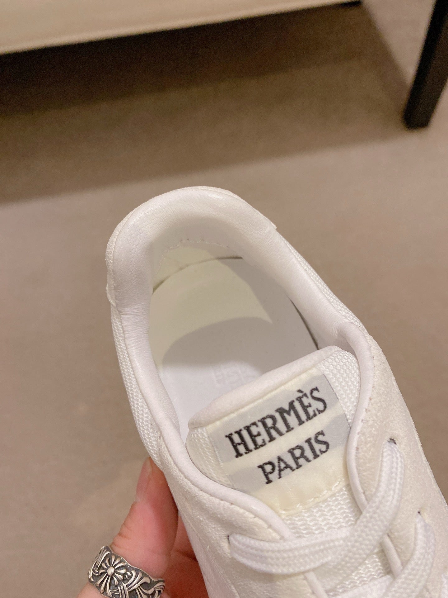 HM Men's Escape Sneaker White Suede 583104