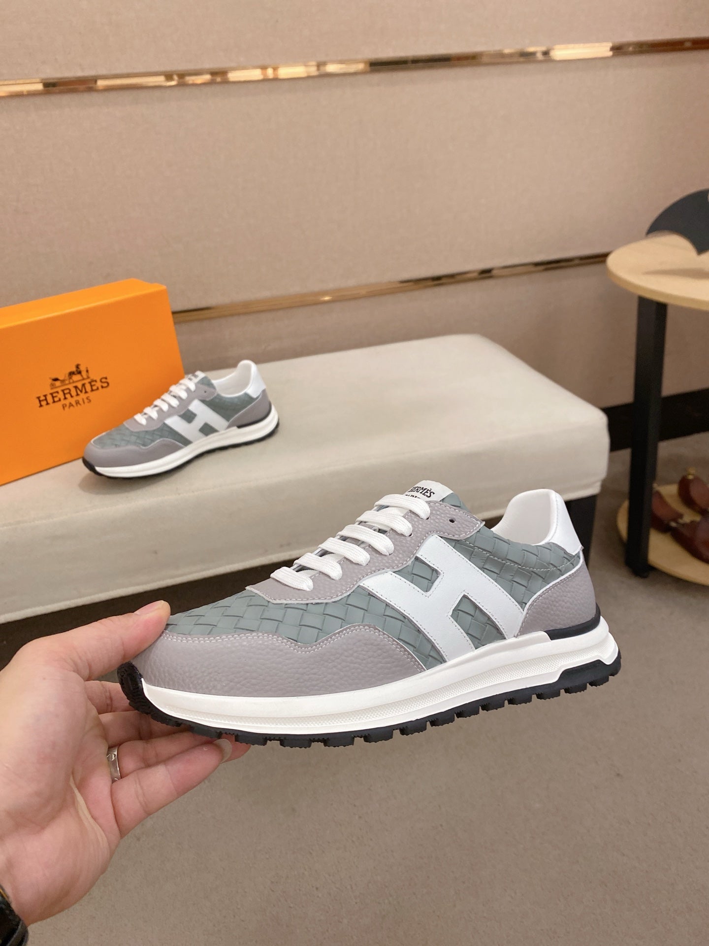 HM Men's Sneaker Grey Sheepskin 635727