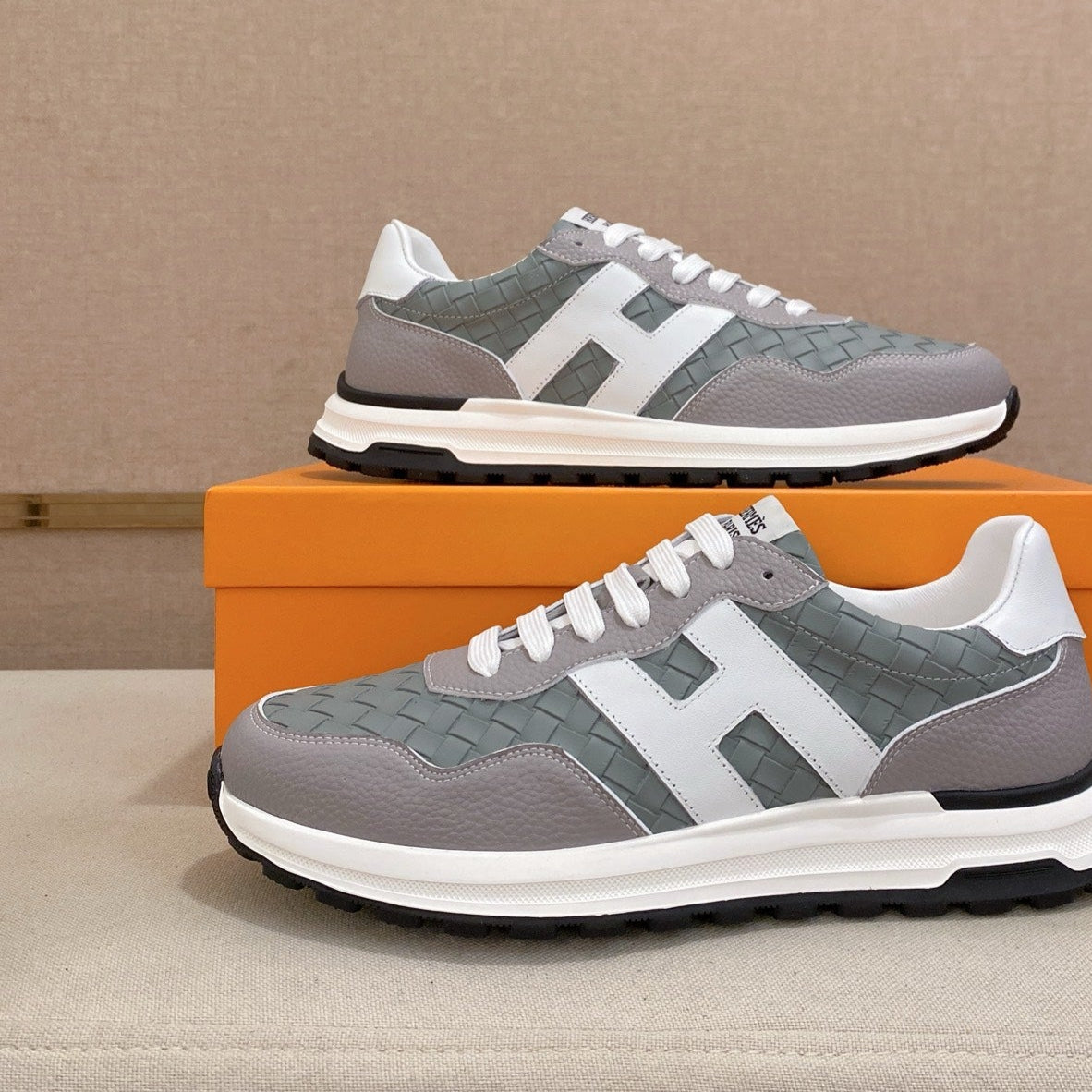 HM Men's Sneaker Grey Sheepskin 635727