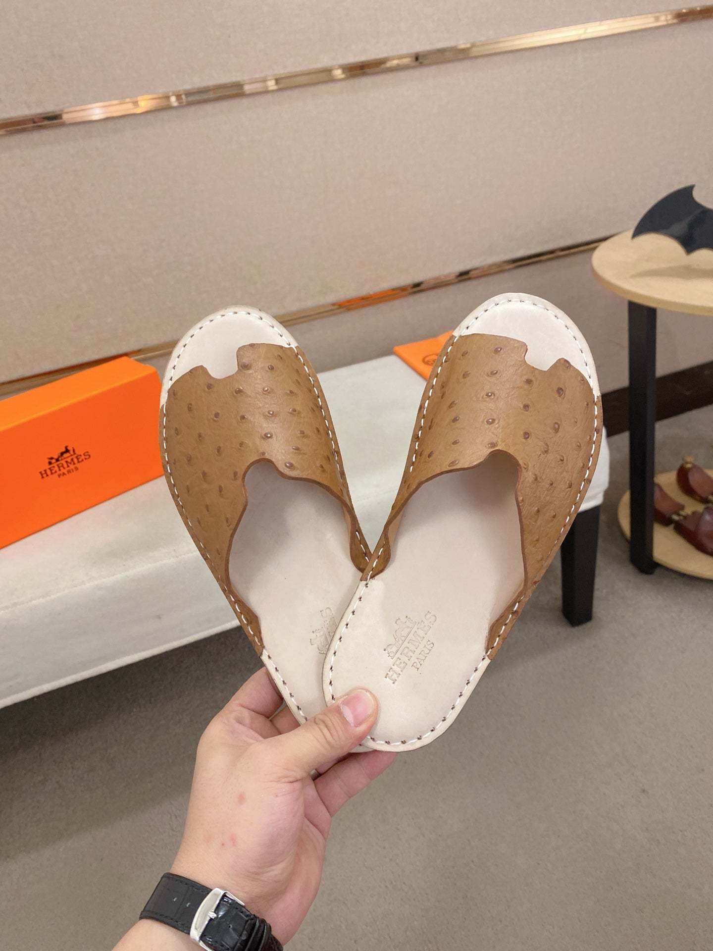 HM Men's Slide Brown Cowhide 645106