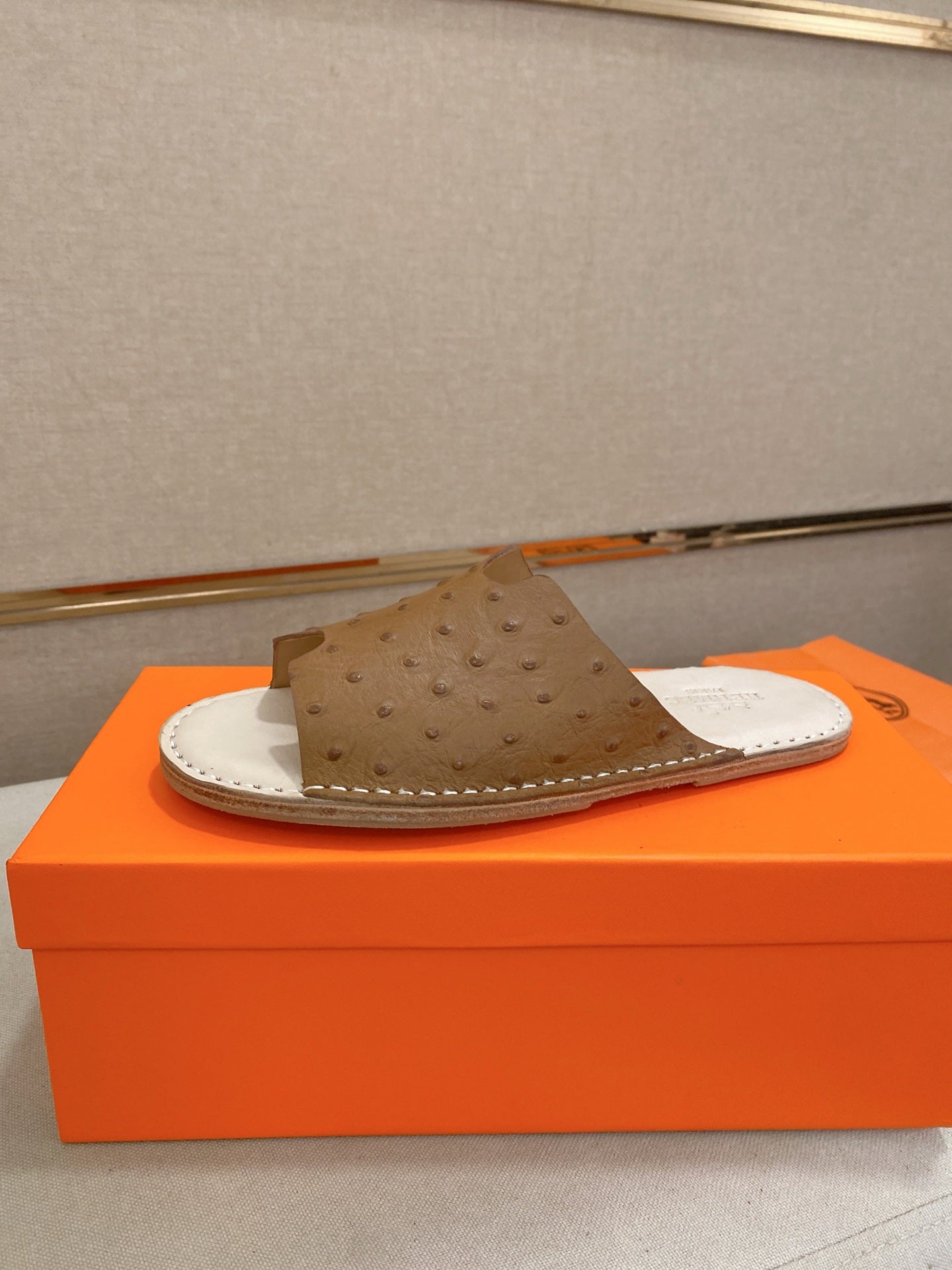 HM Men's Slide Brown Cowhide 645106