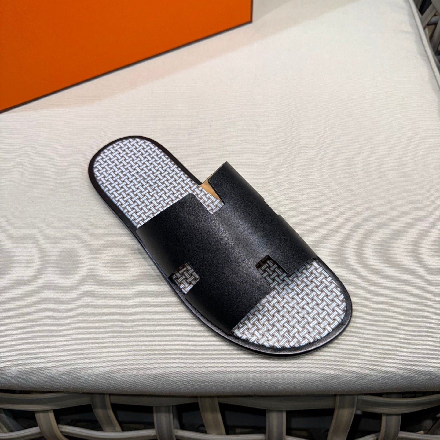 HM Men's Izmir Slide Black Cowhide 540348