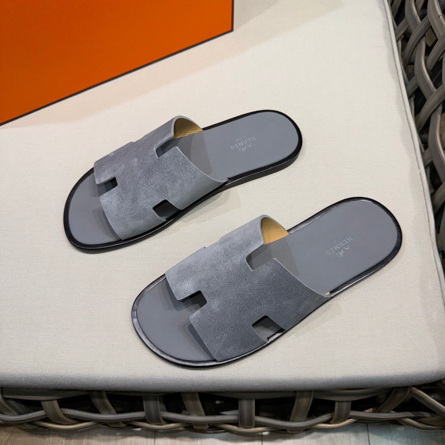 HM Men's Izmir Slide Grey Suede 540350