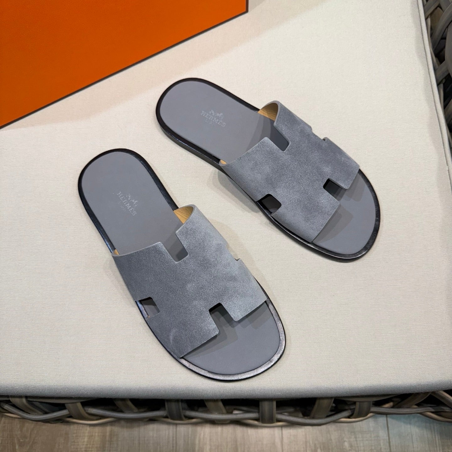 HM Men's Izmir Slide Grey Suede 540350