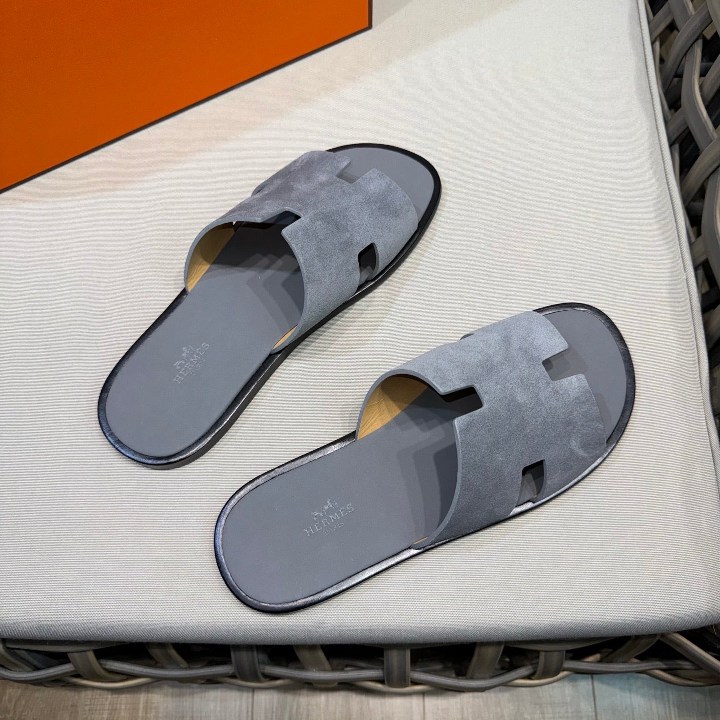 HM Men's Izmir Slide Grey Suede 540350