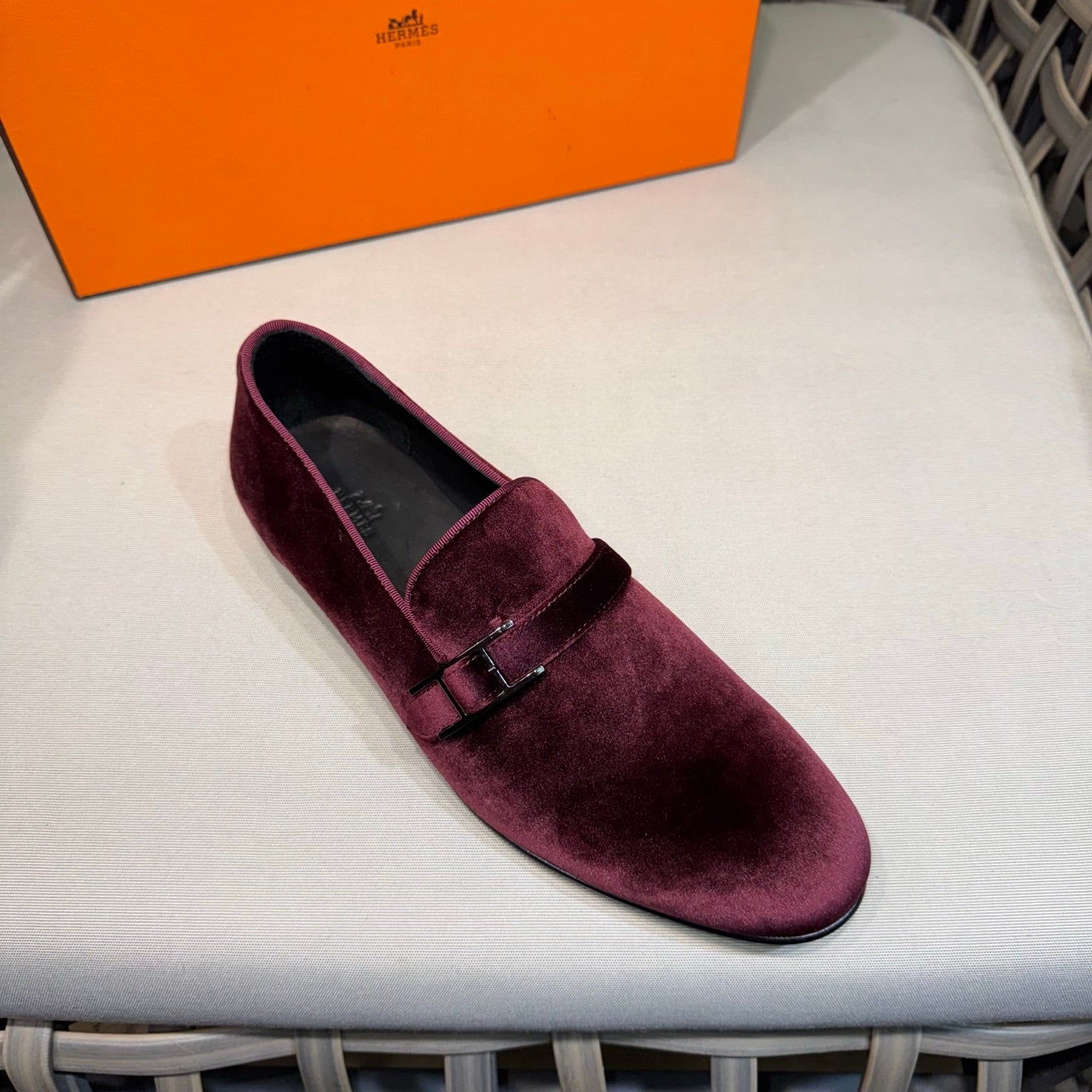 HM Men's Loafers Red Velvet 675414