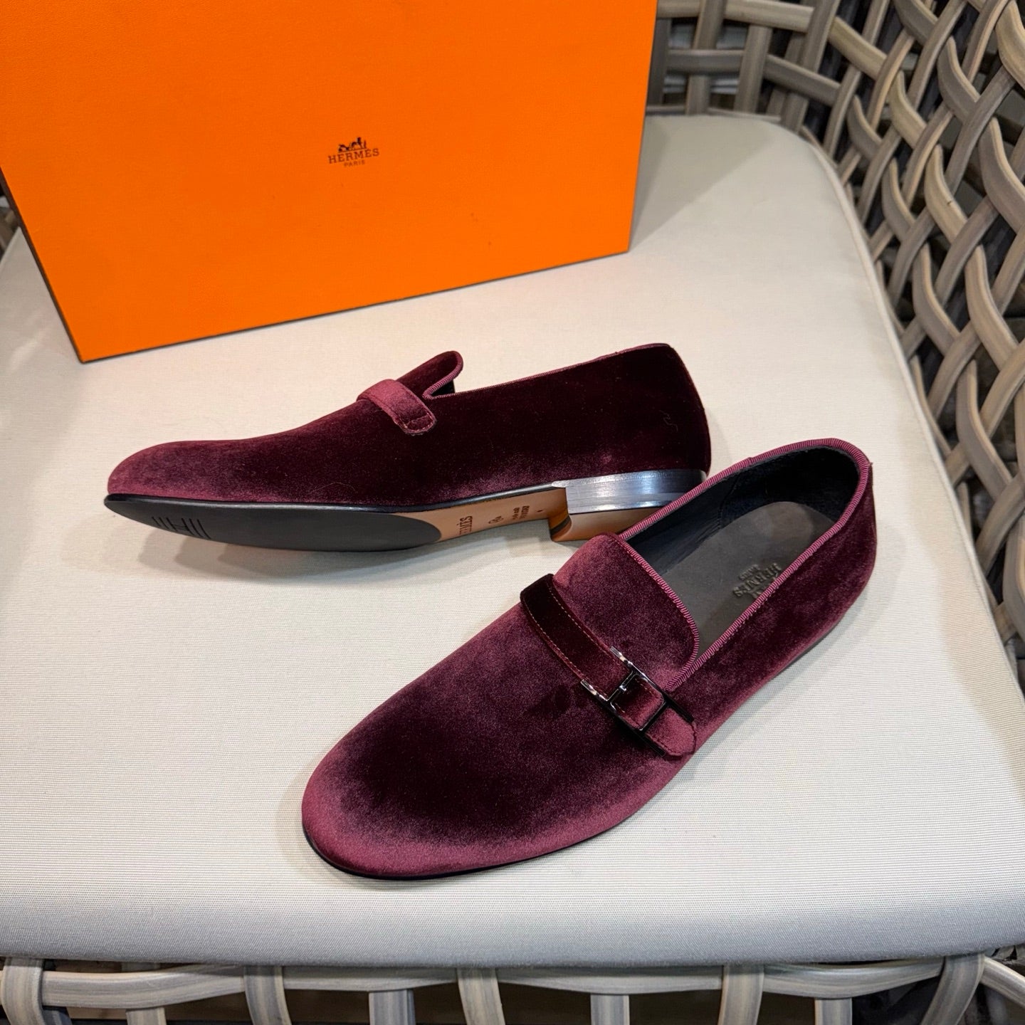 HM Men's Loafers Red Velvet 675414