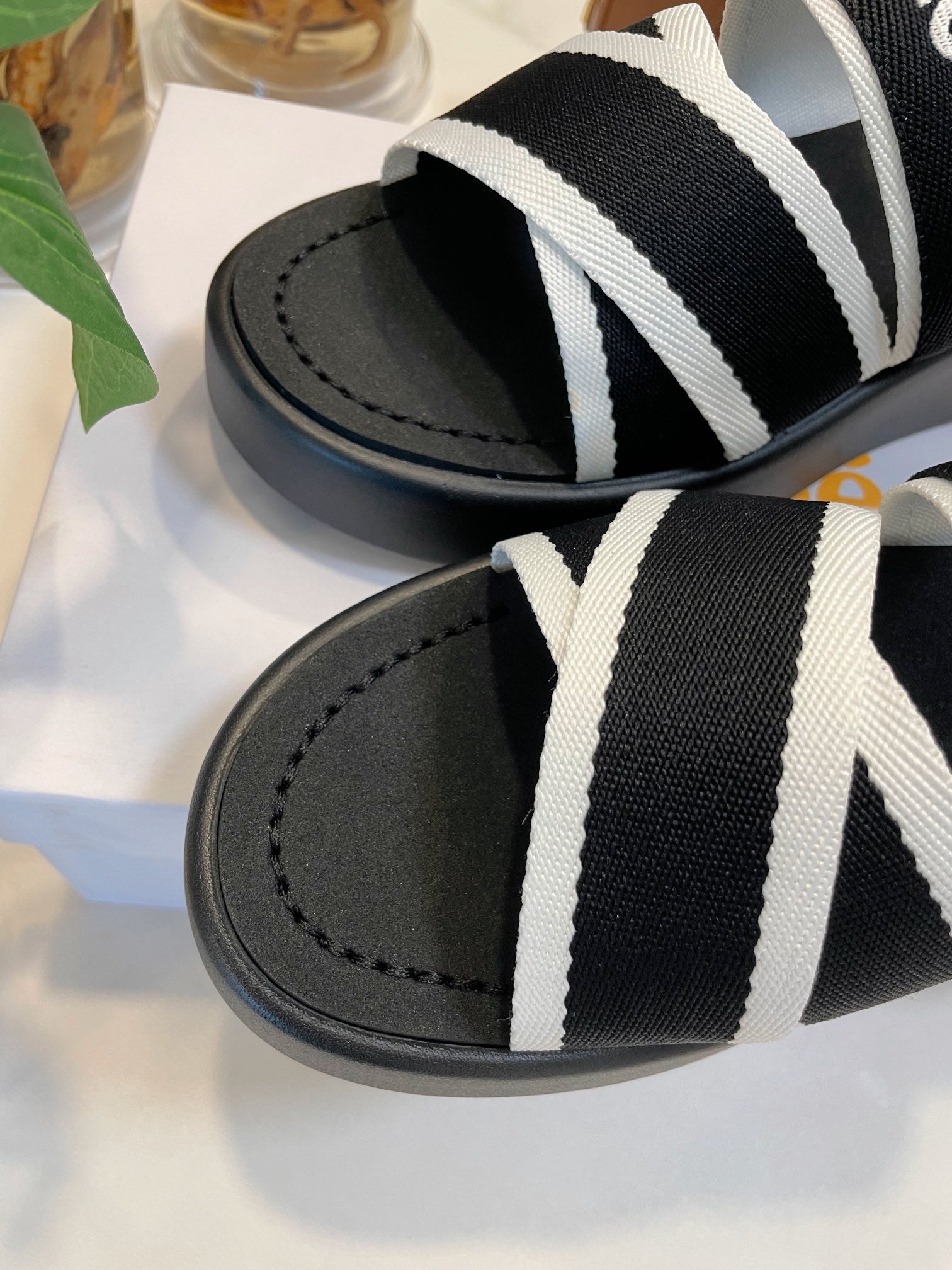 CHLOE WOODY WEDGE SANDALS IN BLACK MIX WHITE CANVAS WITH RUBBER SOLE