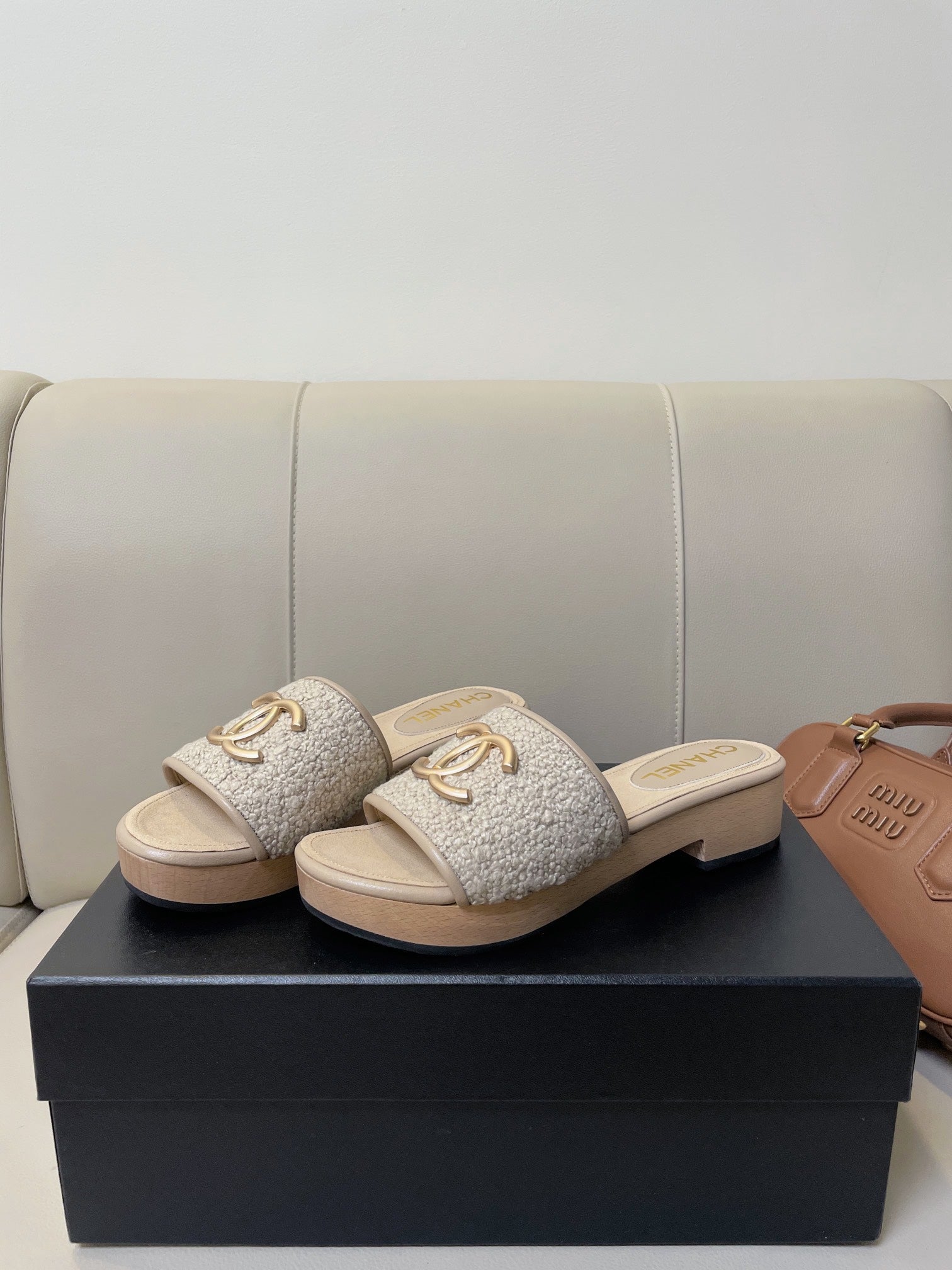 cc mule sandal 45 grey tweed beige calfskin