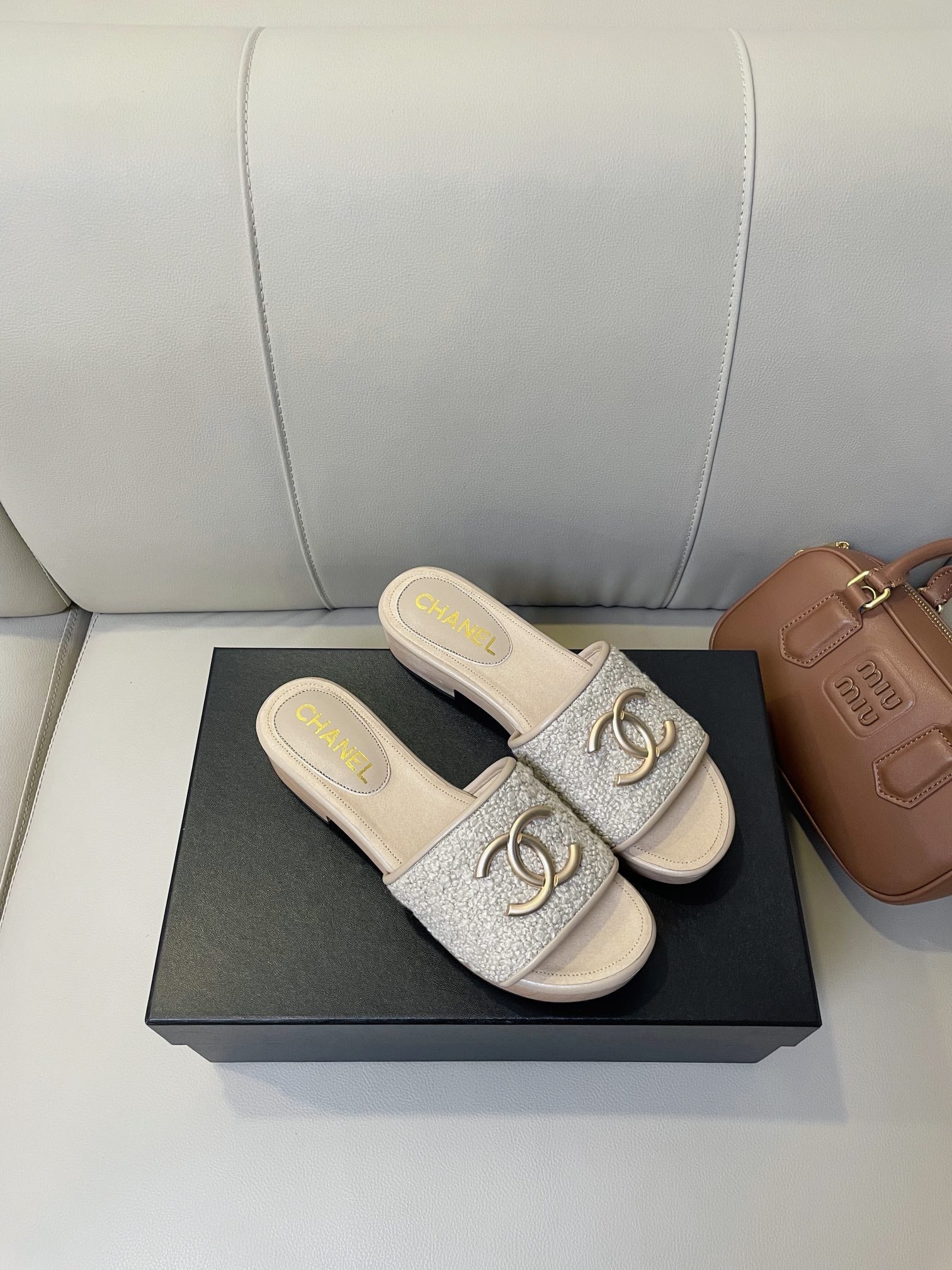 cc mule sandal 45 grey tweed beige calfskin