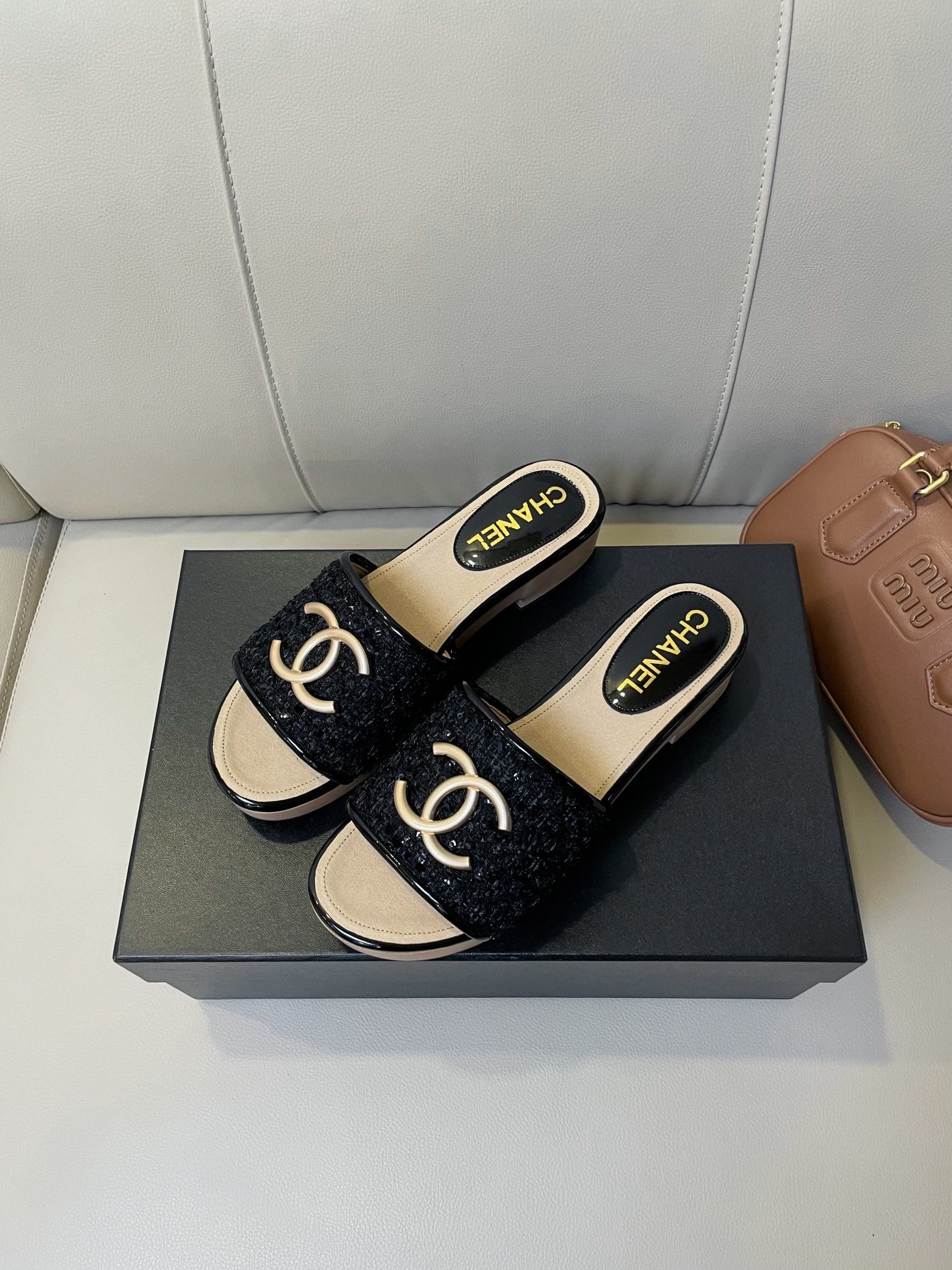 cc mule sandal 45 black tweed beige calfskin