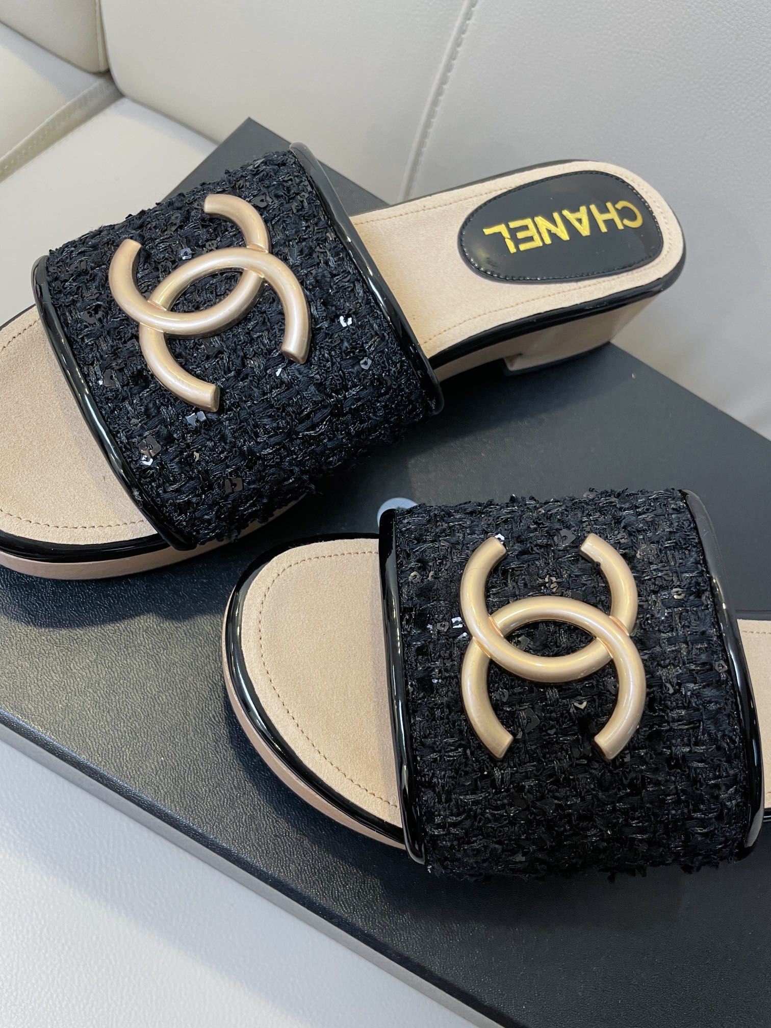 cc mule sandal 45 black tweed beige calfskin