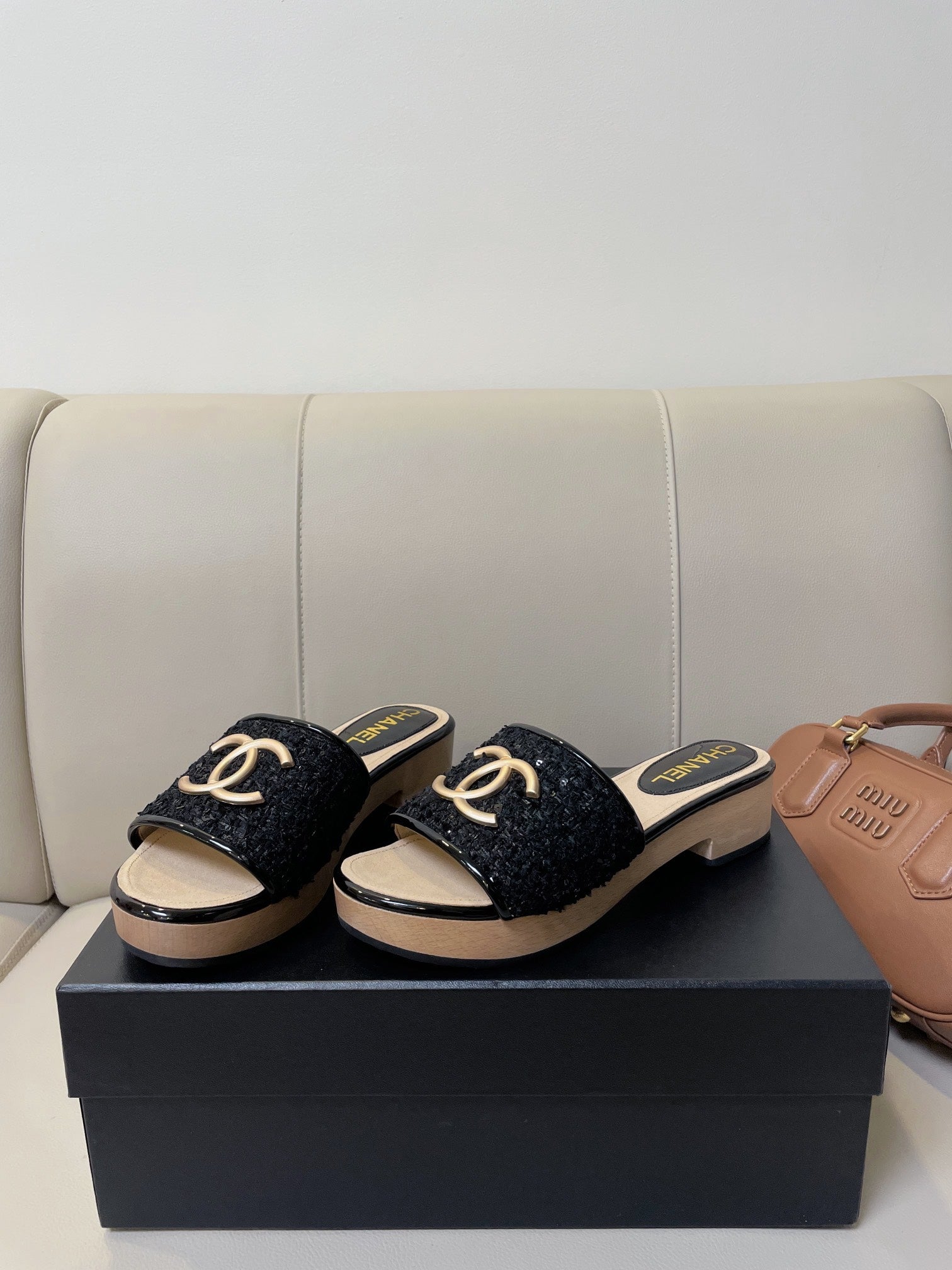 cc mule sandal 45 black tweed beige calfskin