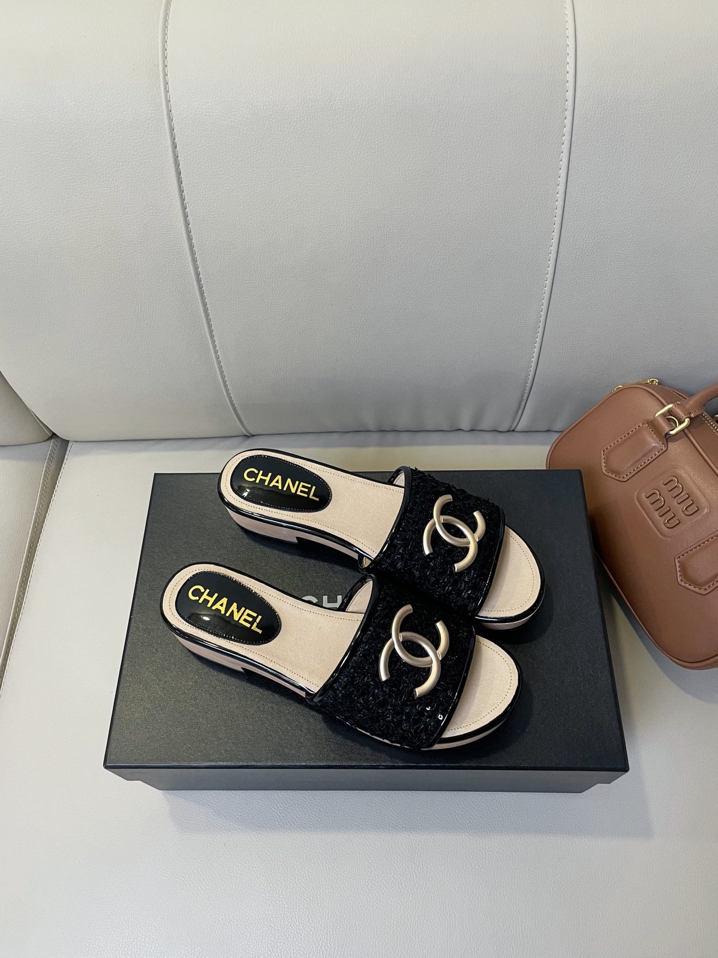 cc mule sandal 45 black tweed beige calfskin