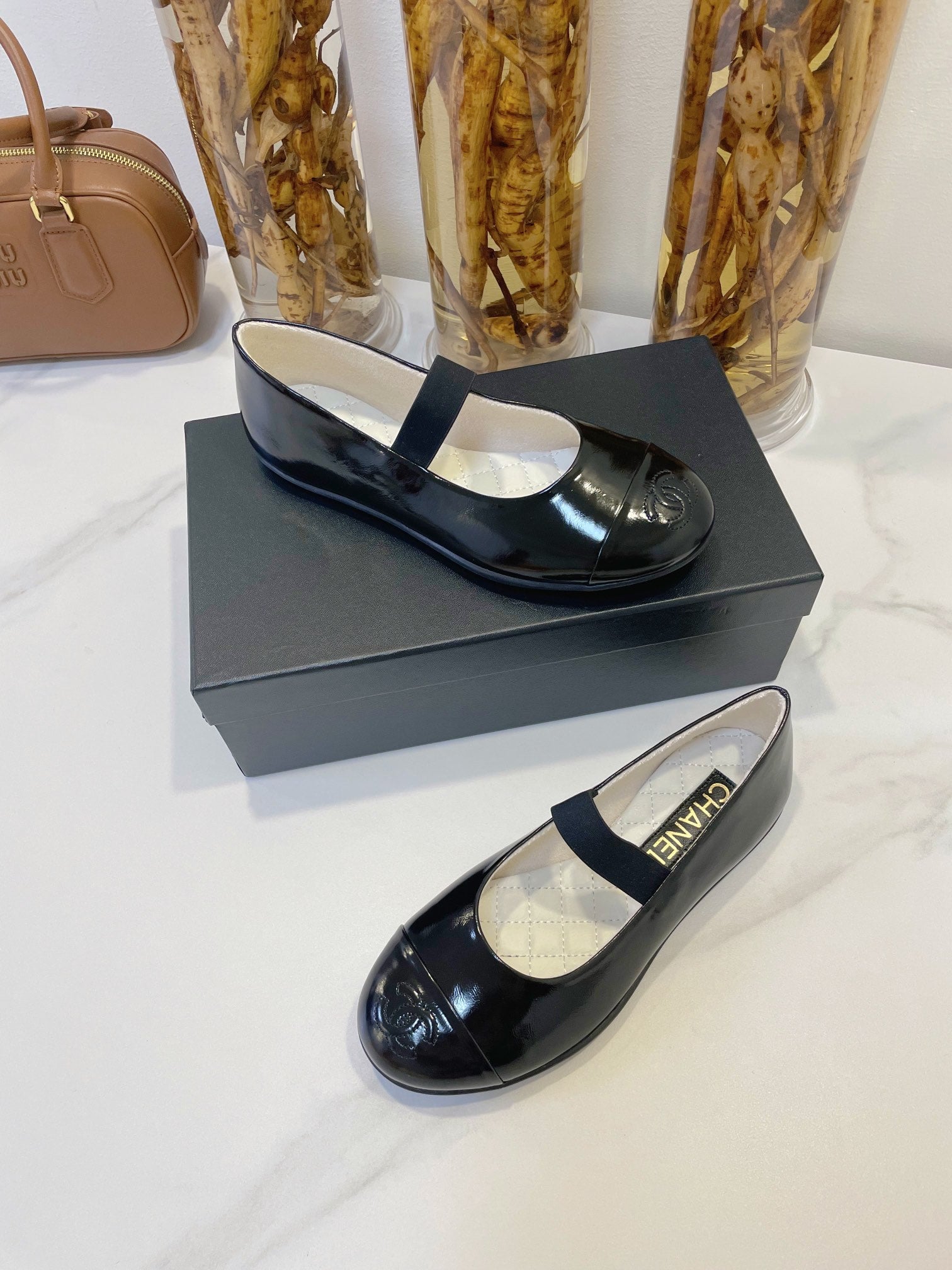 CC Mary Janes In Black Glossy Lambskin 144376
