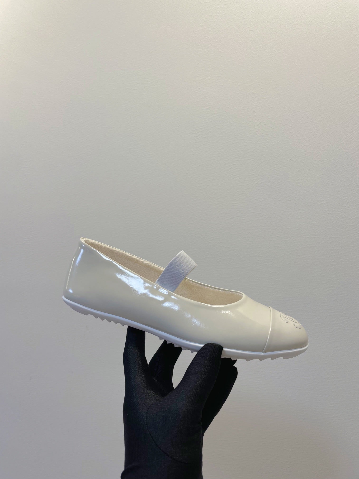 CC Mary Janes In Ivory White Glossy Lambskin 144378